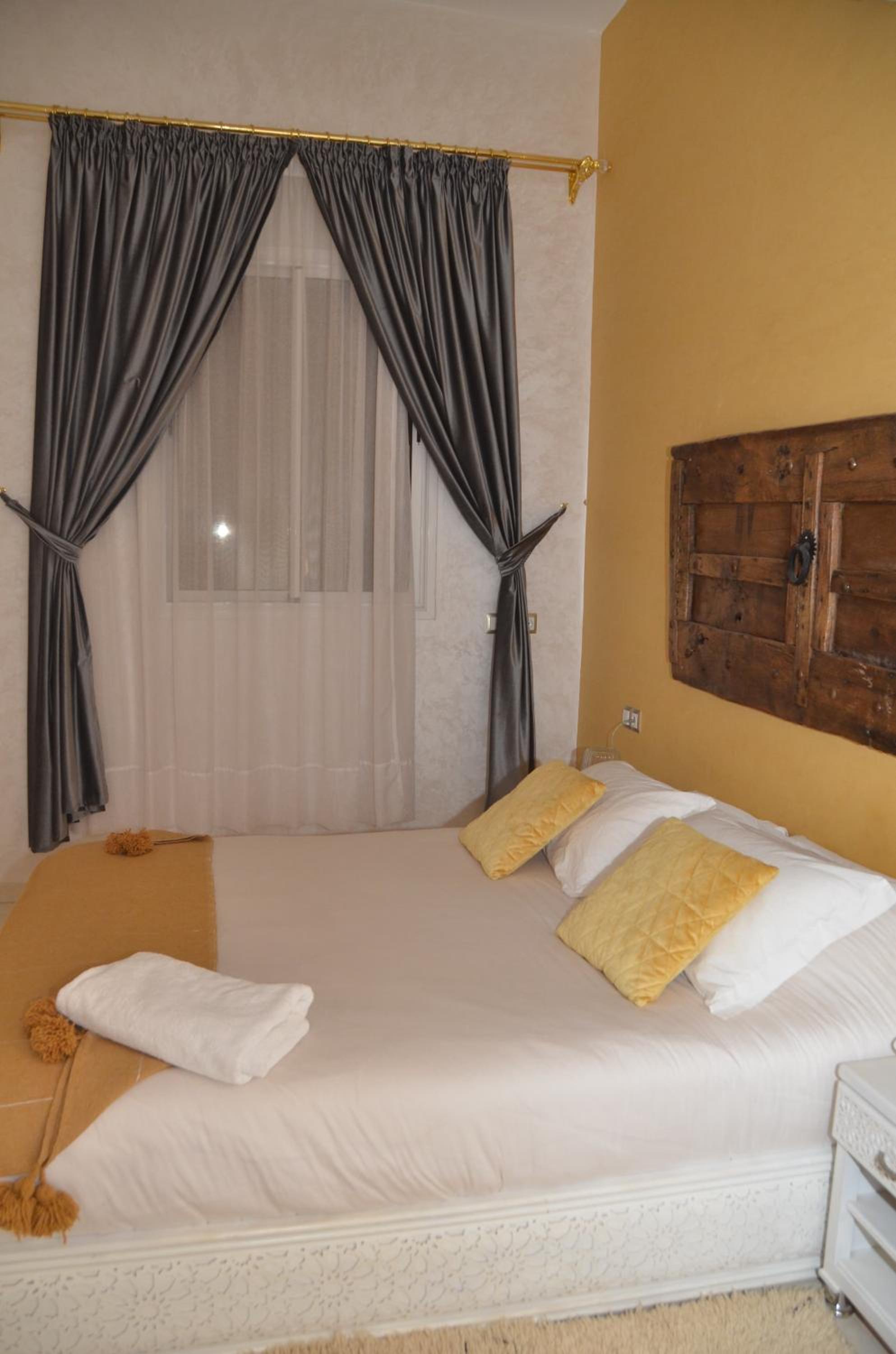Double Room With Private Bathroom photo 1