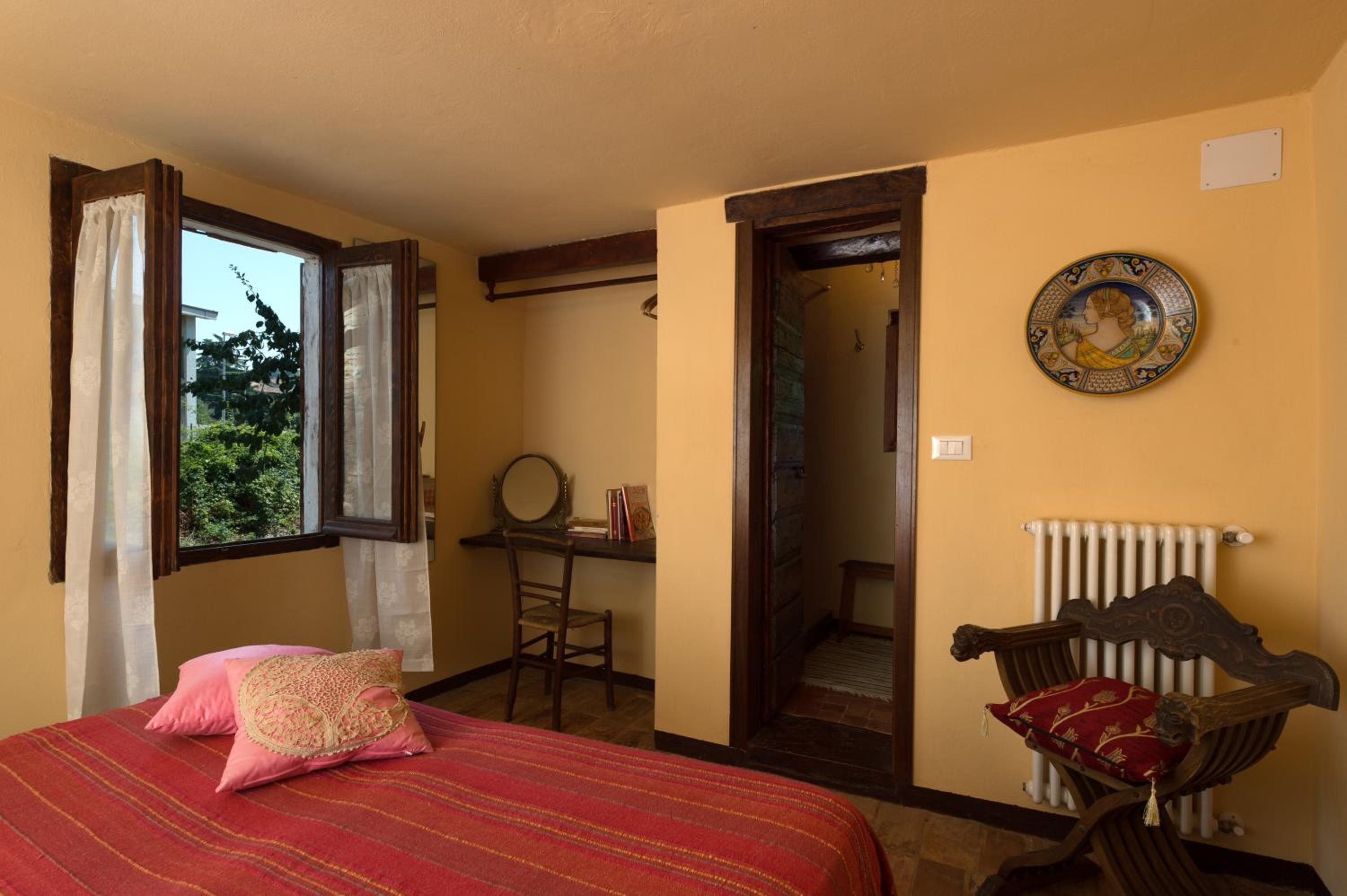 Double Room with Private Bathroom photo 1