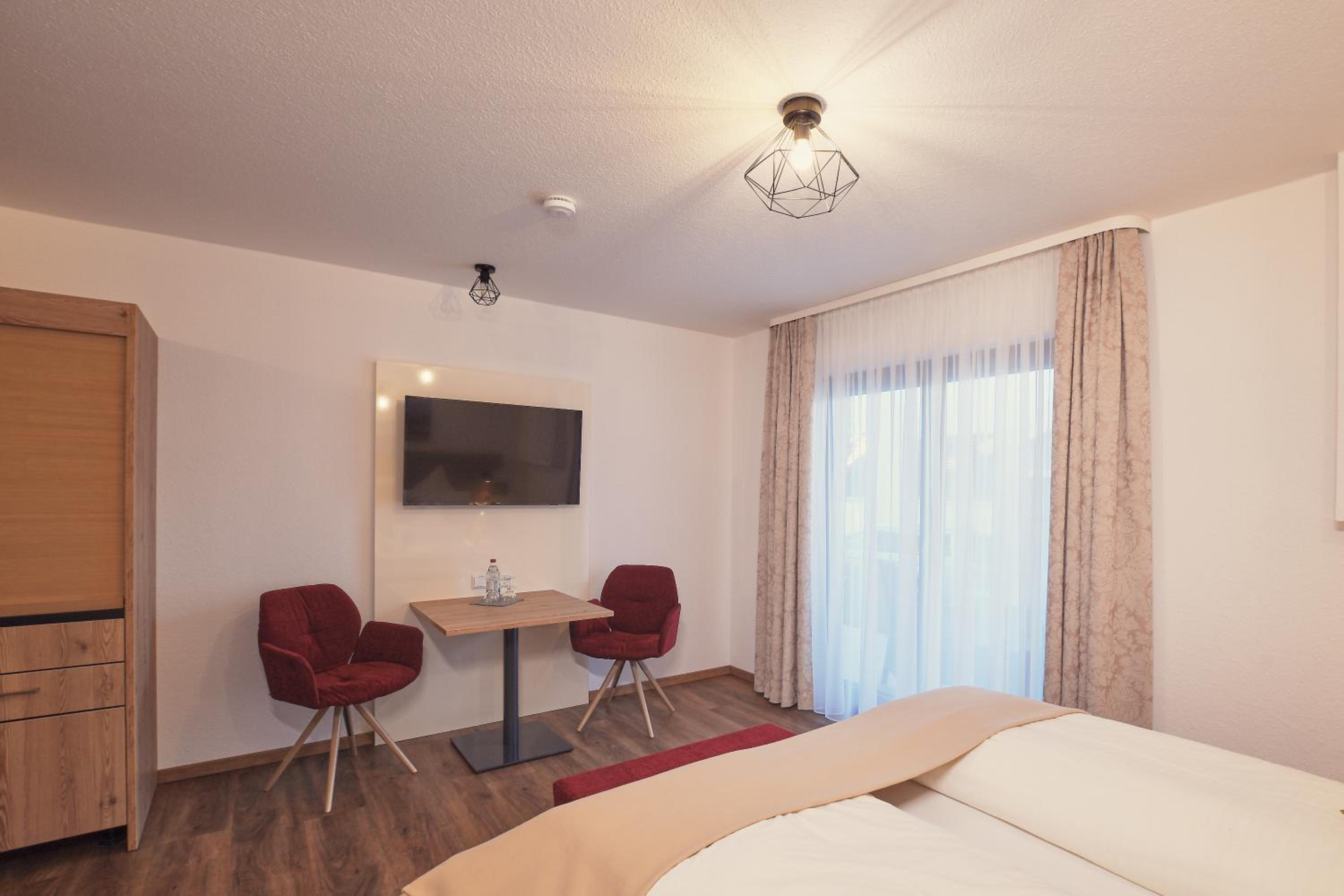 Deluxe Double Room - Photo 6