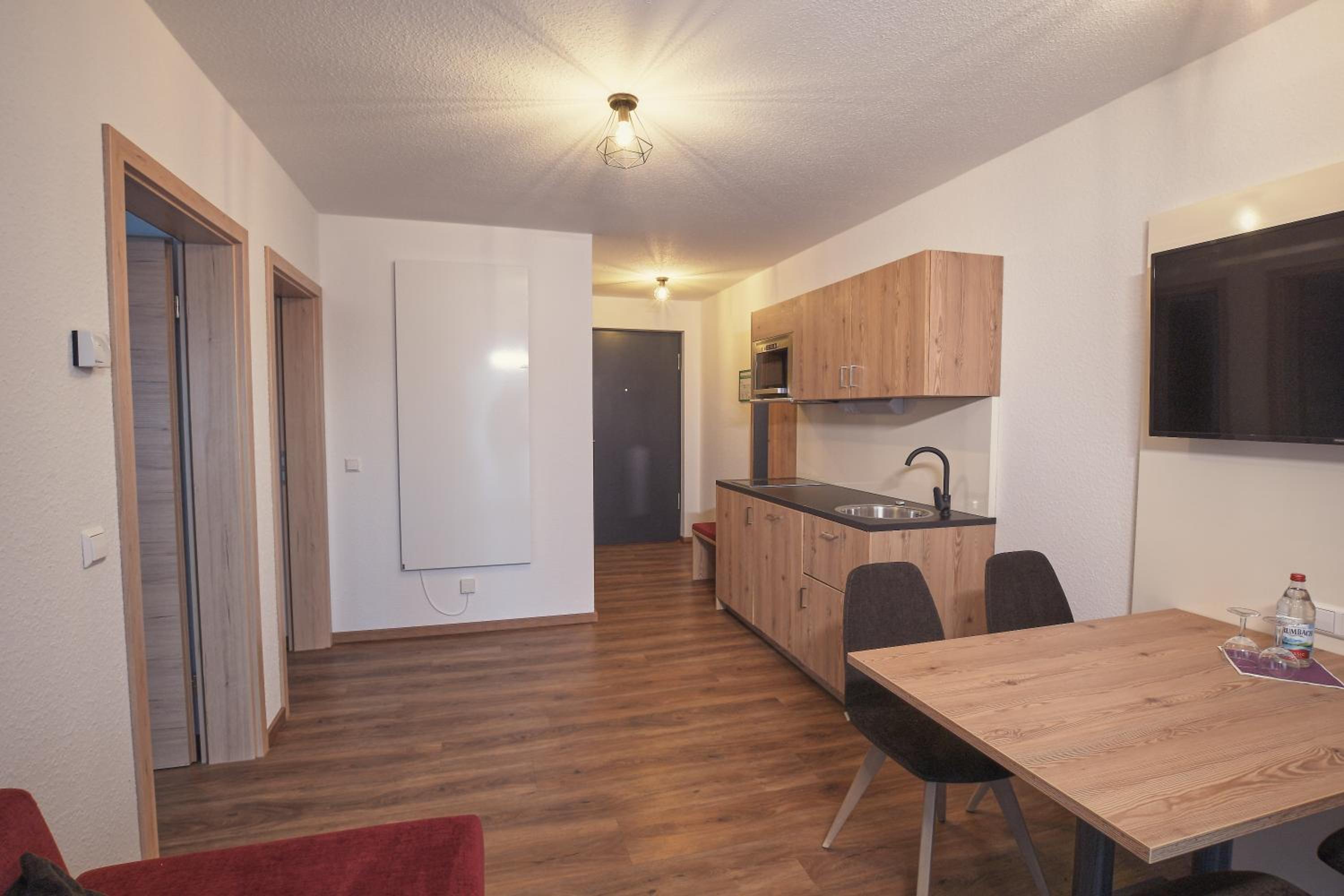 Deluxe Double Room - Photo 19