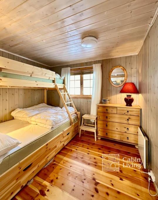 Four-Bedroom House photo 2