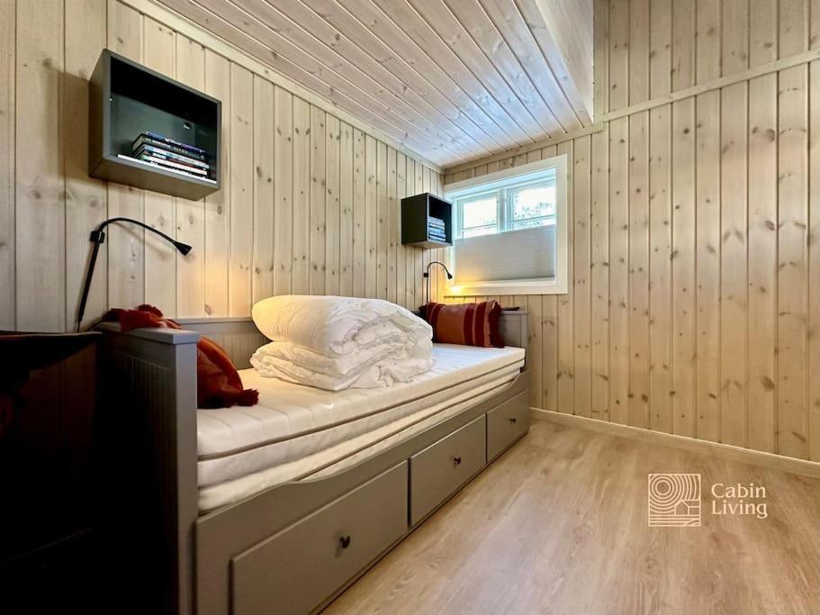 Four-Bedroom House photo 3