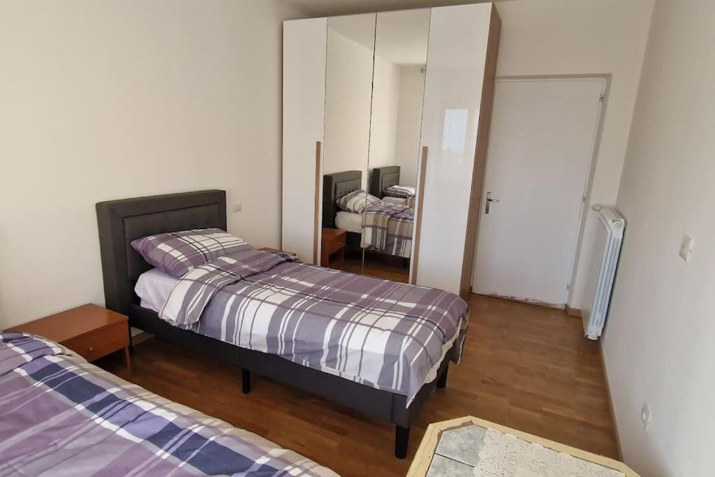 Two-Bedroom Apartment photo 3