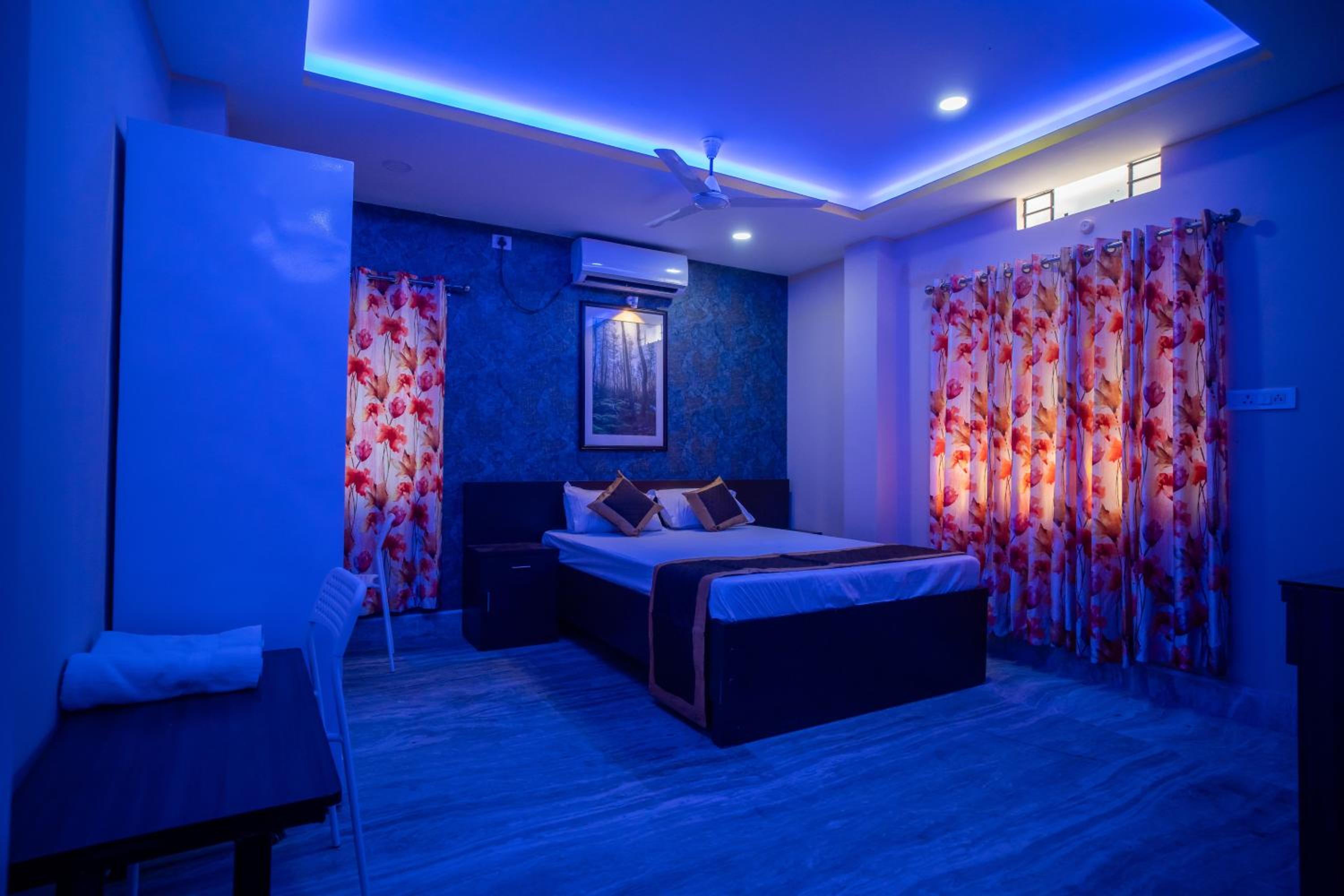 Double Room - Photo 1