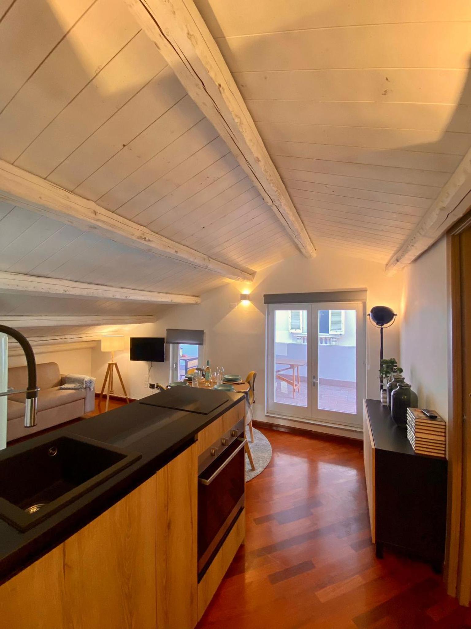 Apartment with Sea View photo 2
