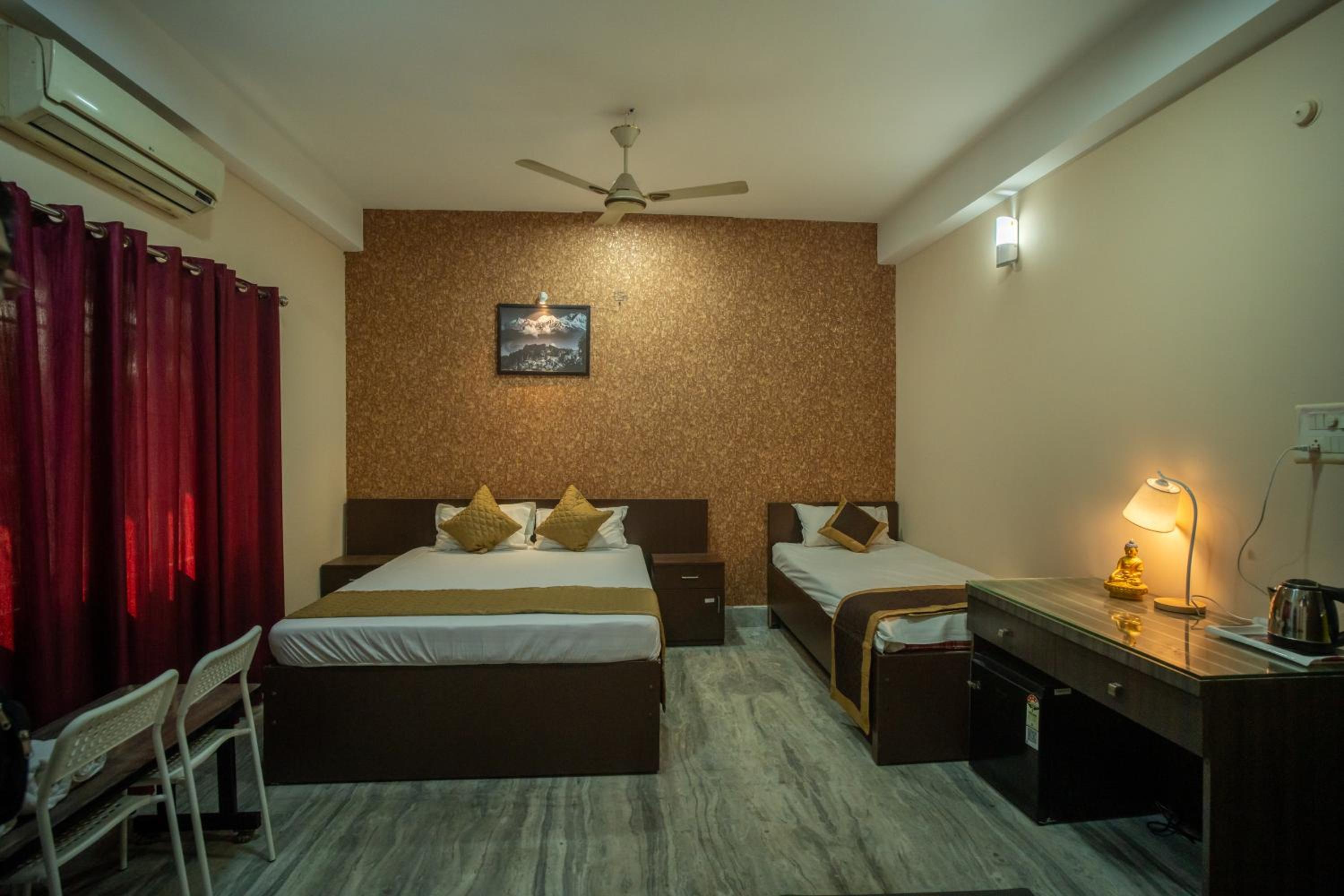 Triple Room - Photo 1