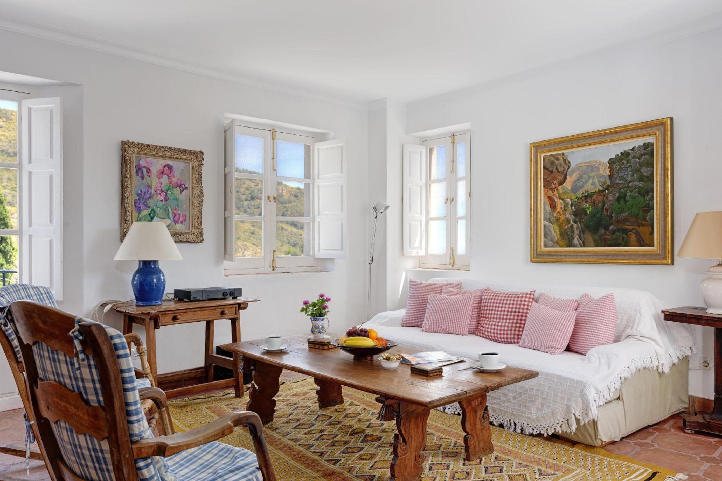 Villa de Cuatro Habitaciones