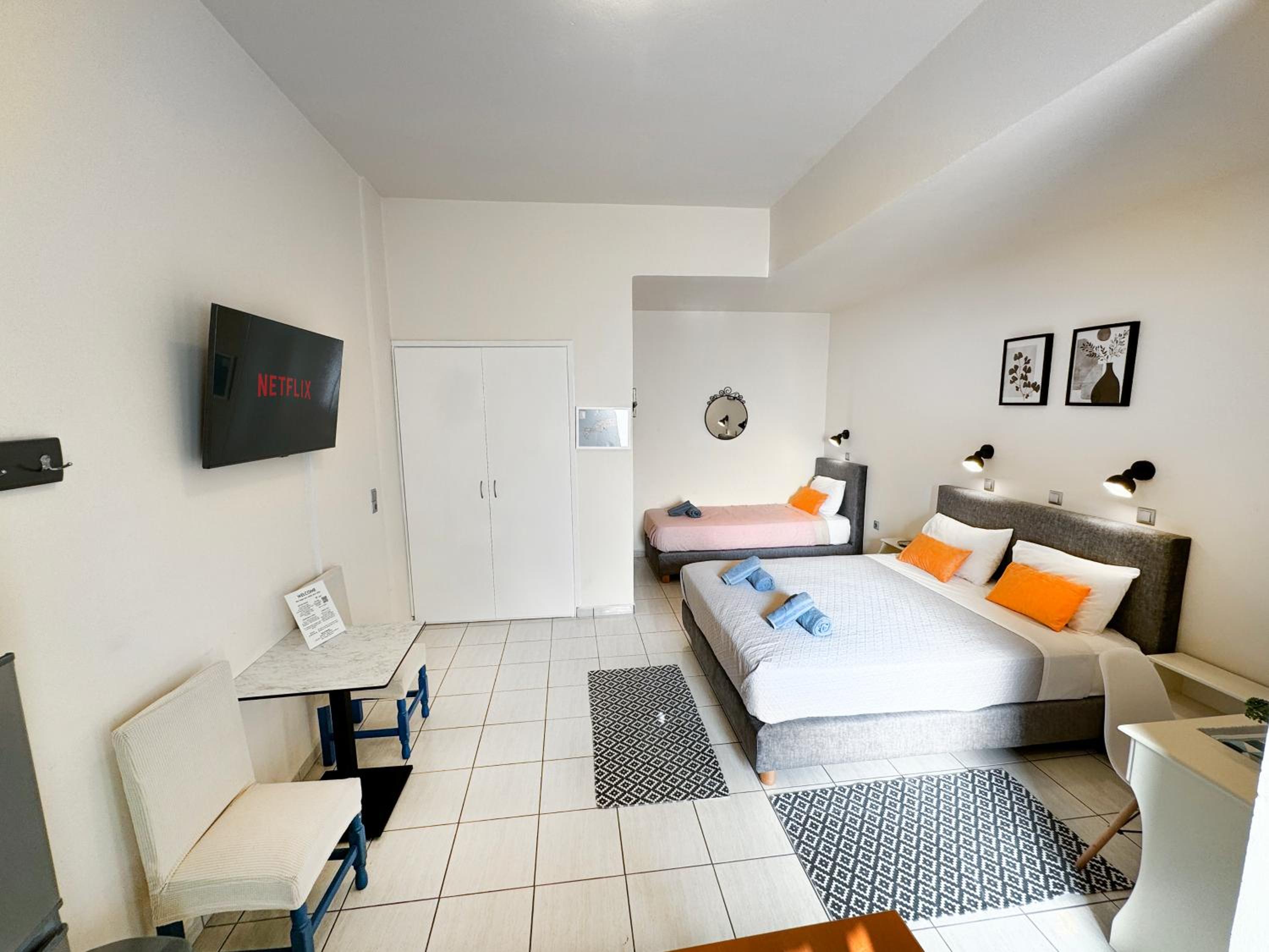 Apartment with Mountain View photo 1