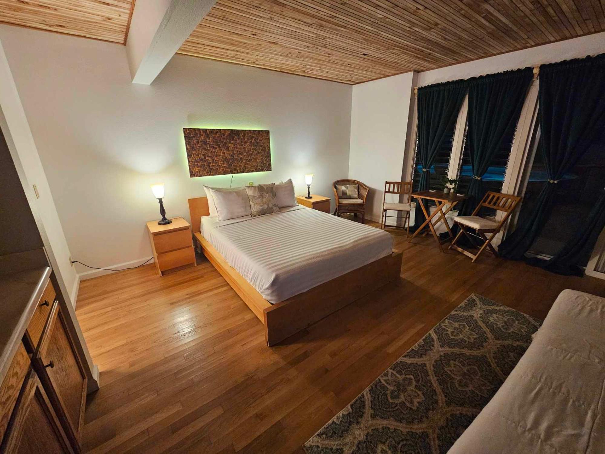 Deluxe Double or Twin Room with Pool View photo 2
