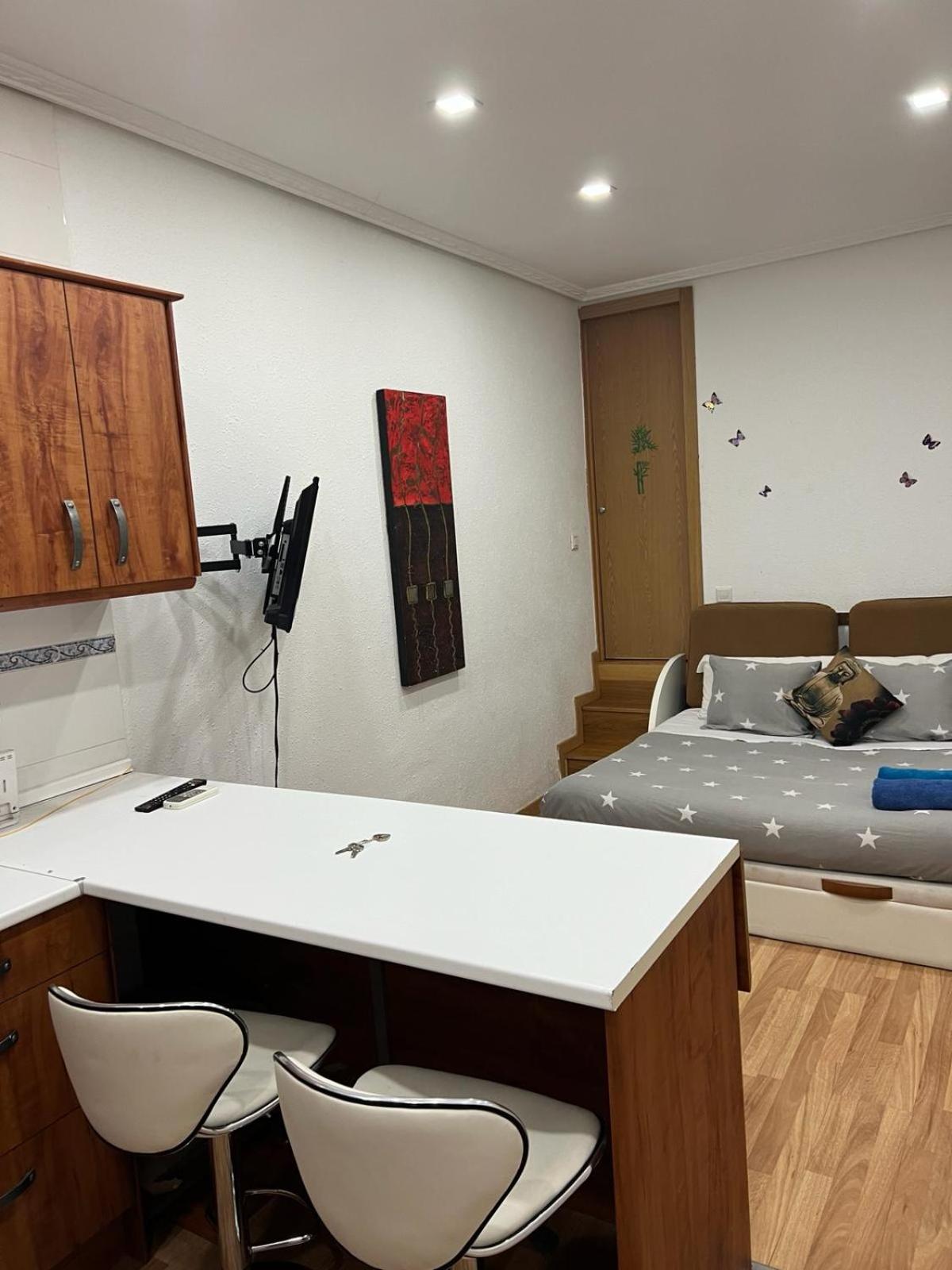Apartment - Photo 11