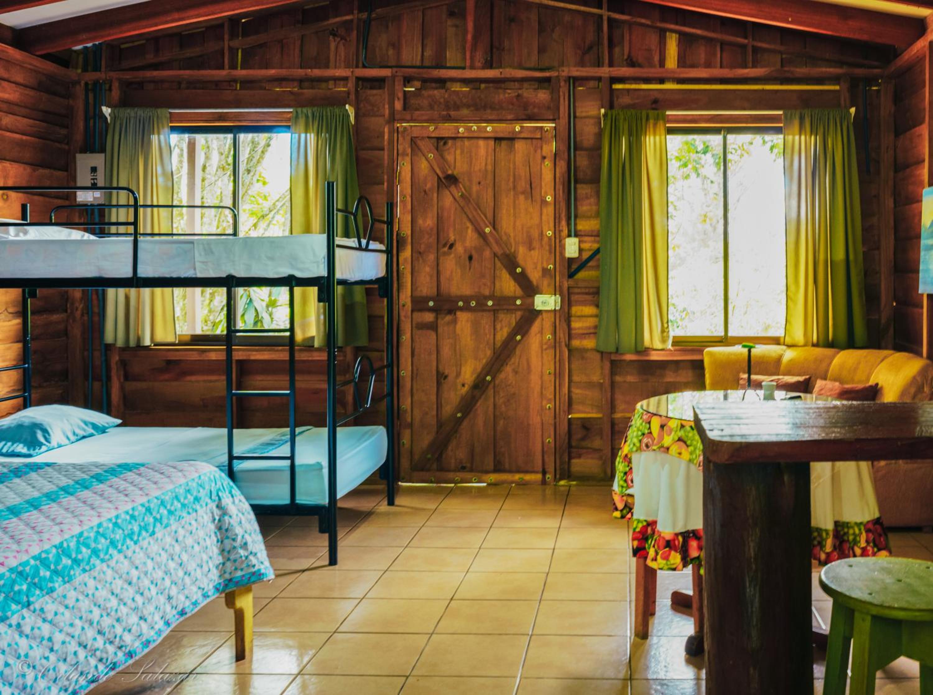 Deluxe Room (2 Adults + 1 Child) photo 1