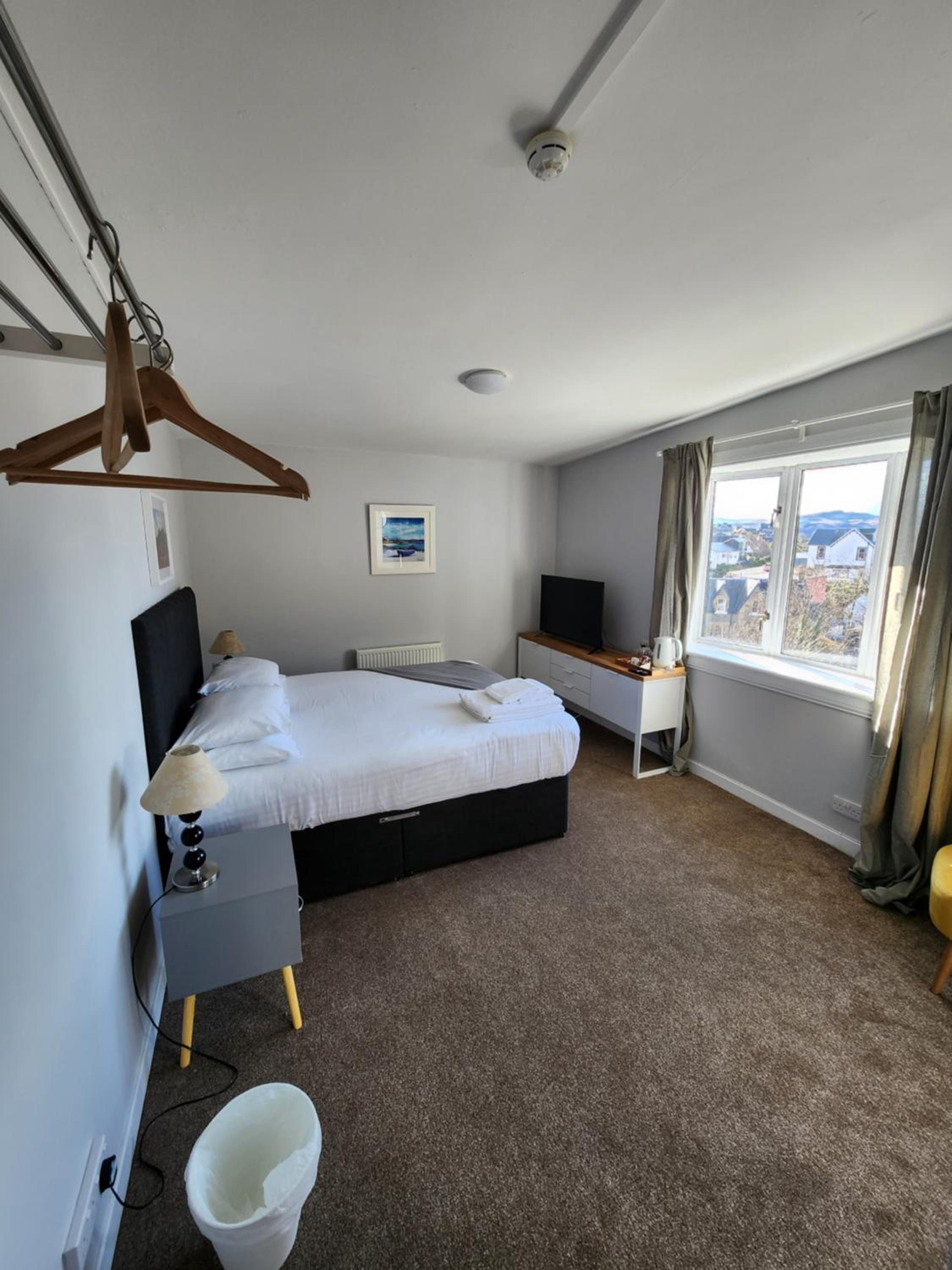 Double Room with Private Bathroom - Photo 1