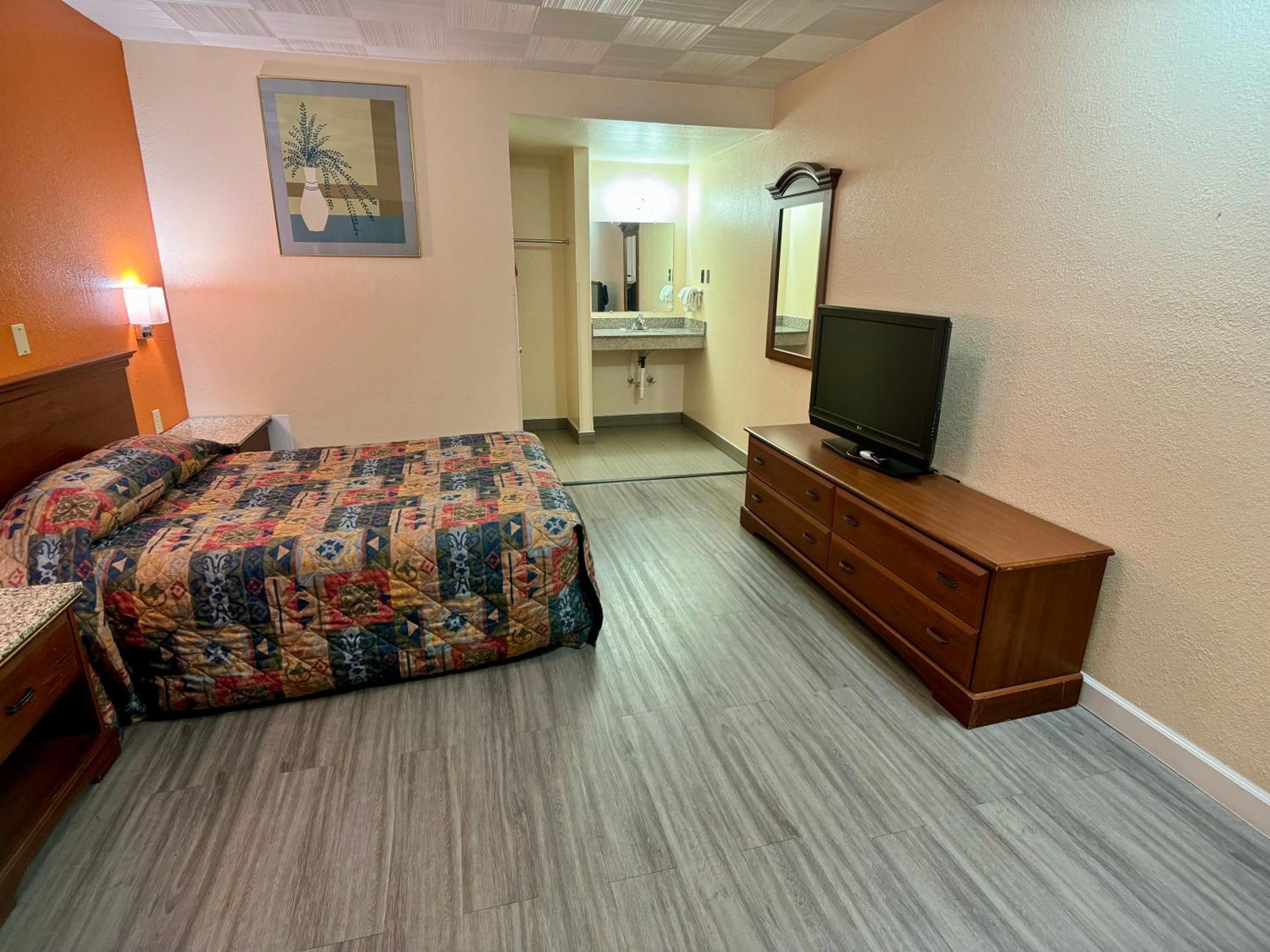 Double Room with Two Double Beds - Non-Smoking - Photo 1