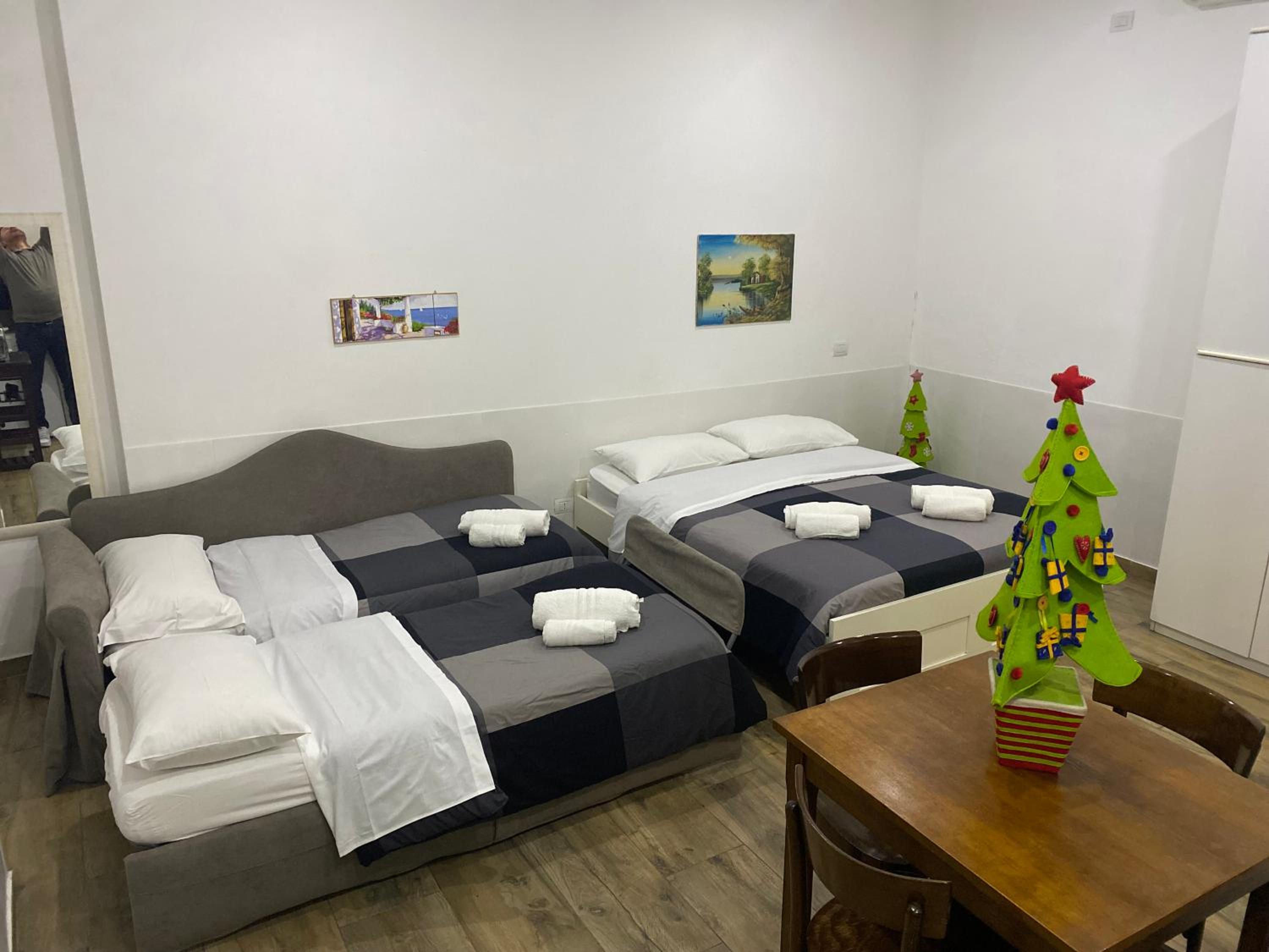 One-Bedroom Apartment
