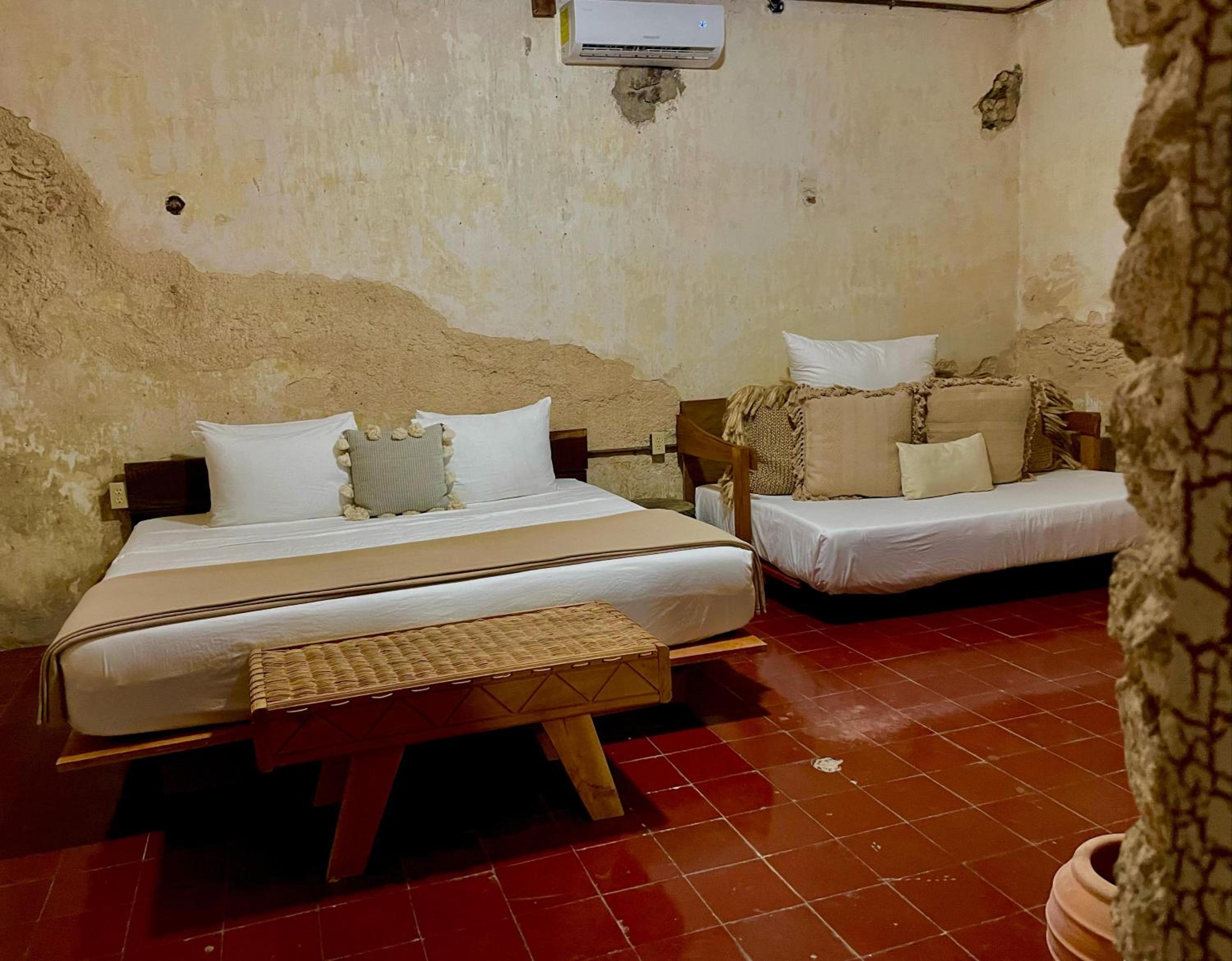 Standard Double Suite (Basement) photo 1