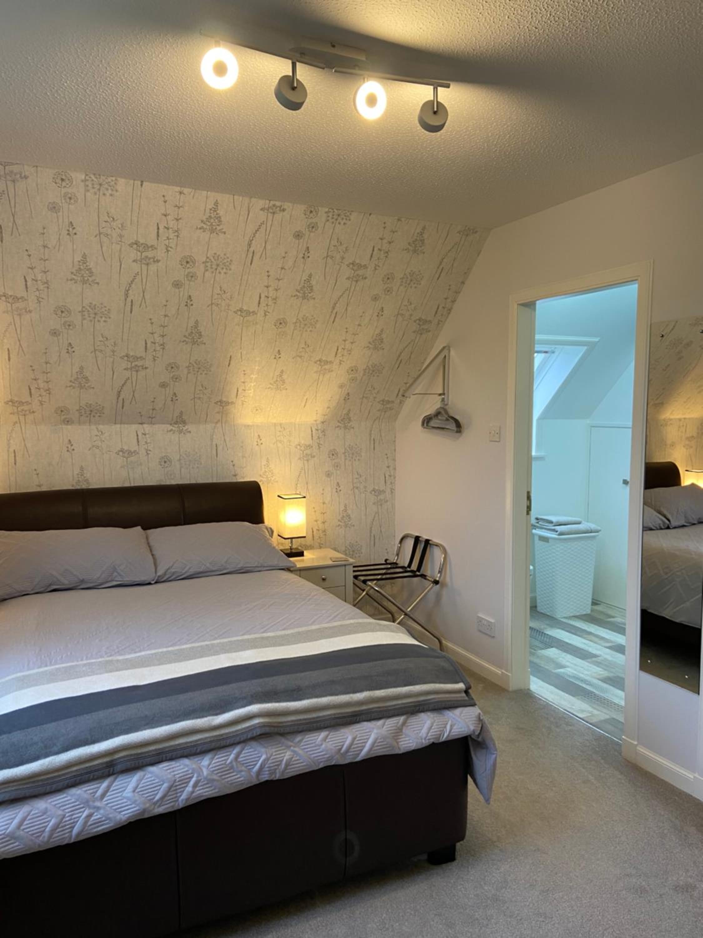 Double Room - Photo 3