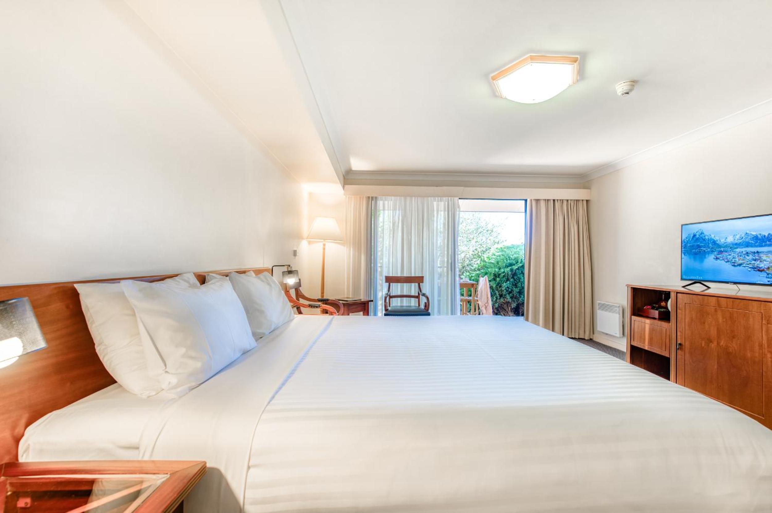 Garden View King Room