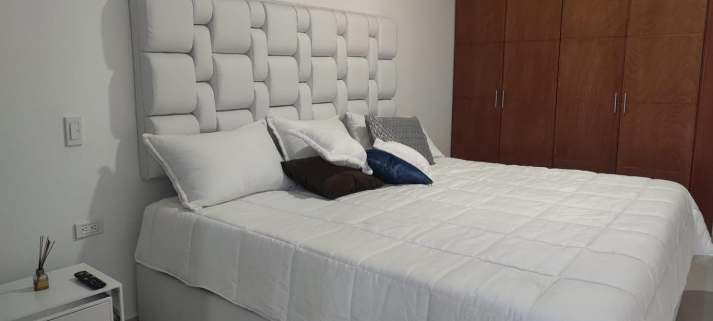 Deluxe King Room photo 1