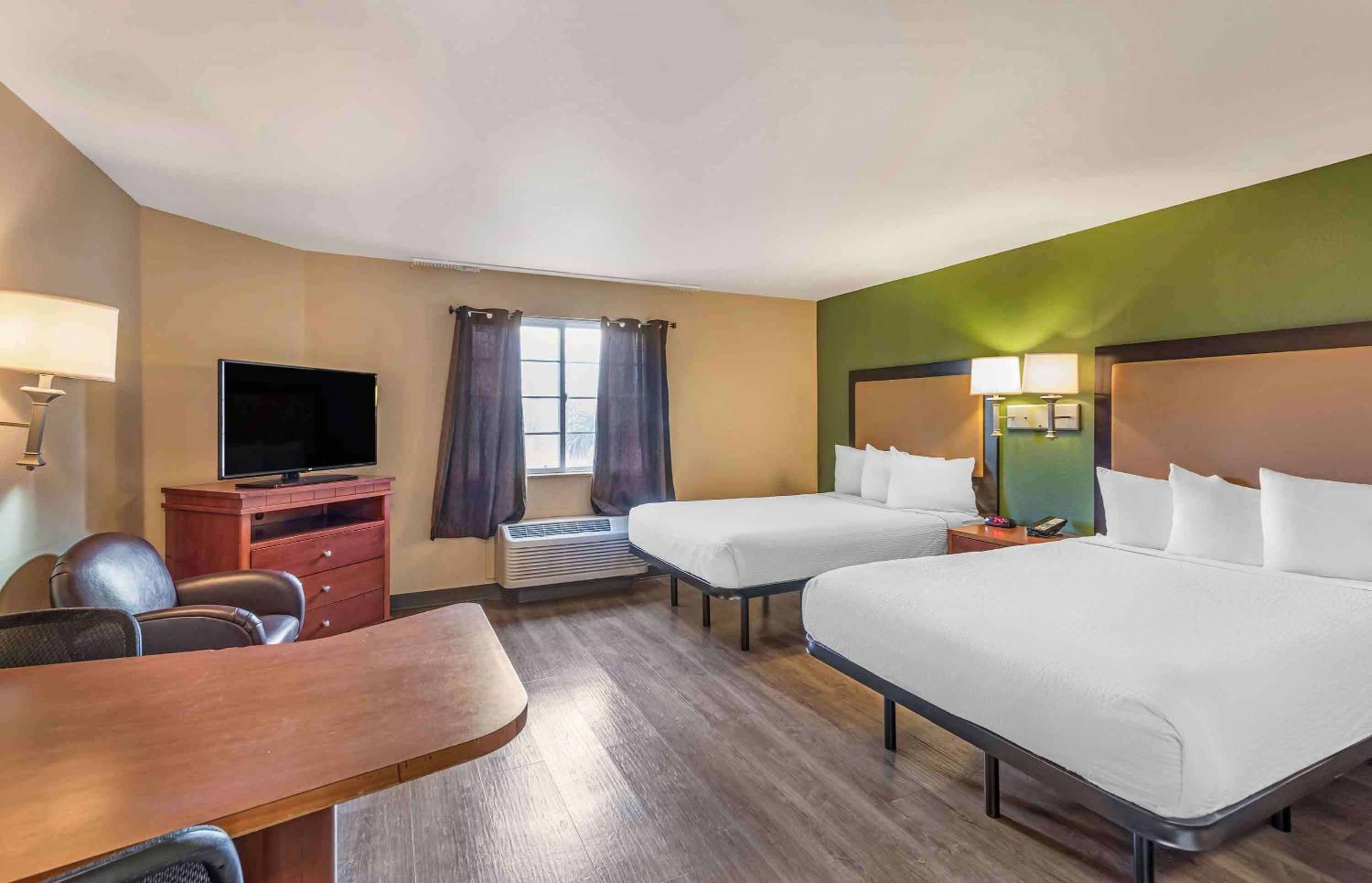 Studio with 2 Double Beds - Non-Smoking - Photo 6