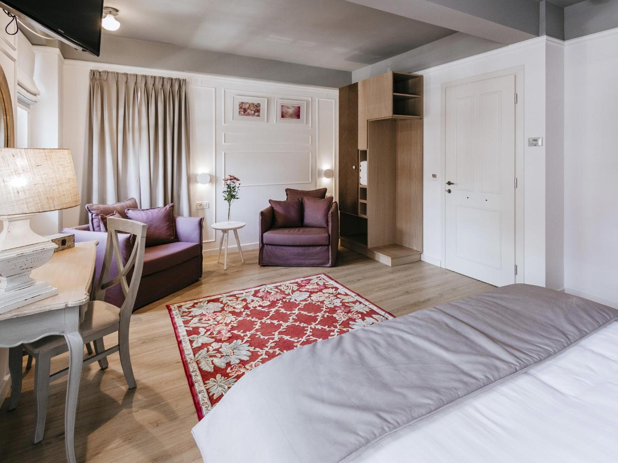 Deluxe Double Room photo 2