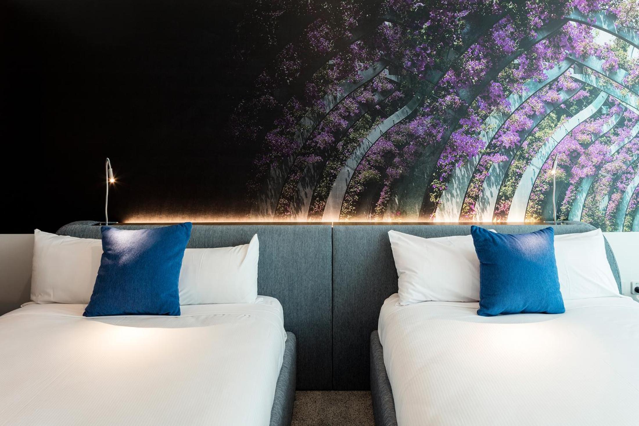 Double 'N' Room with Pool Access