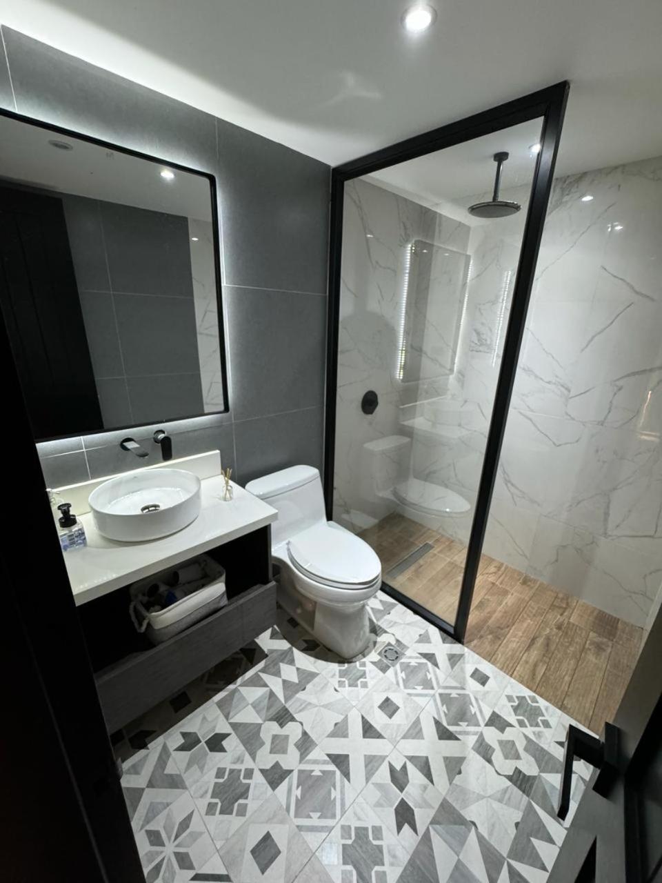 Villa photo 2