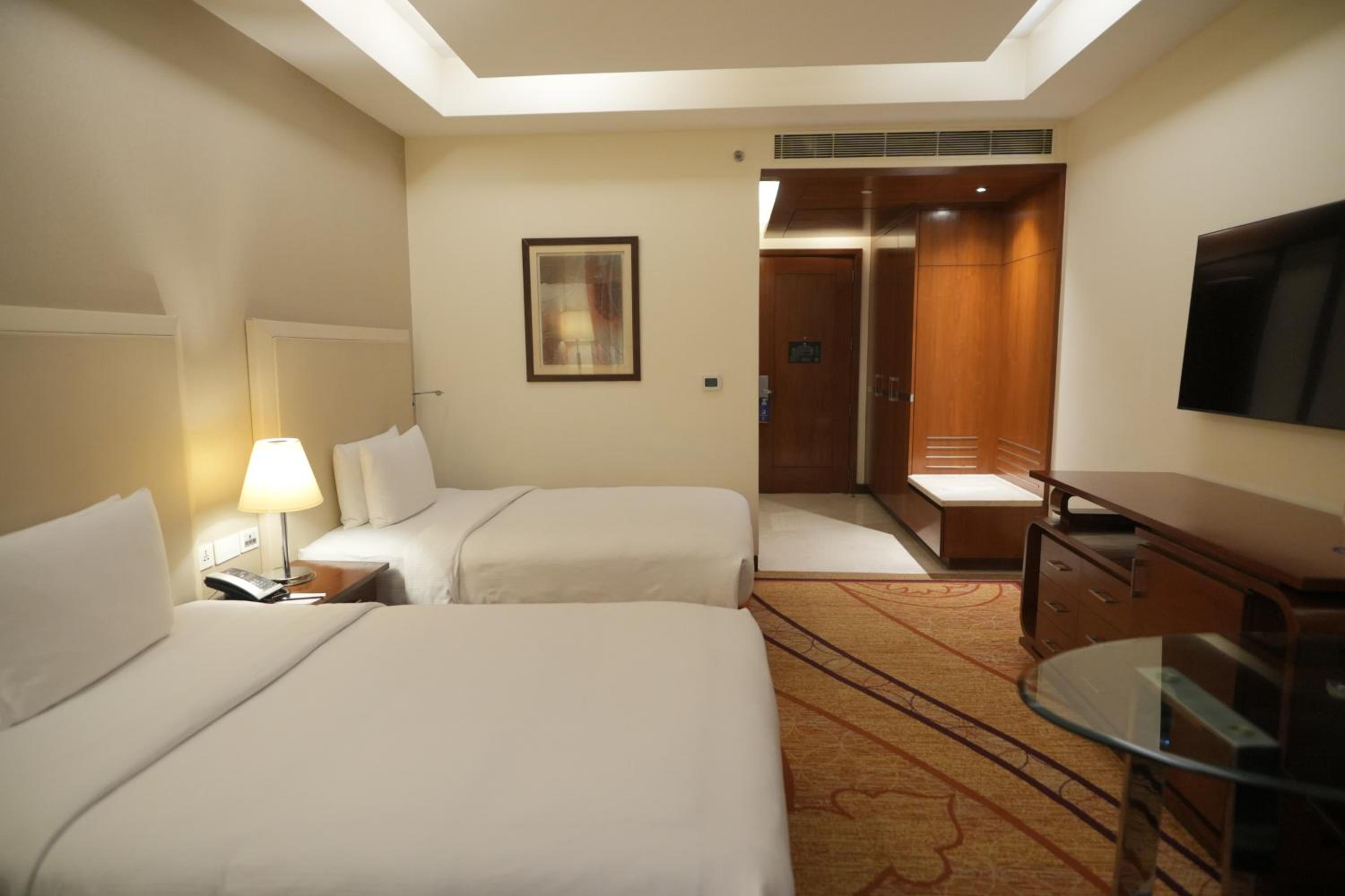 Twin Room - Photo 4