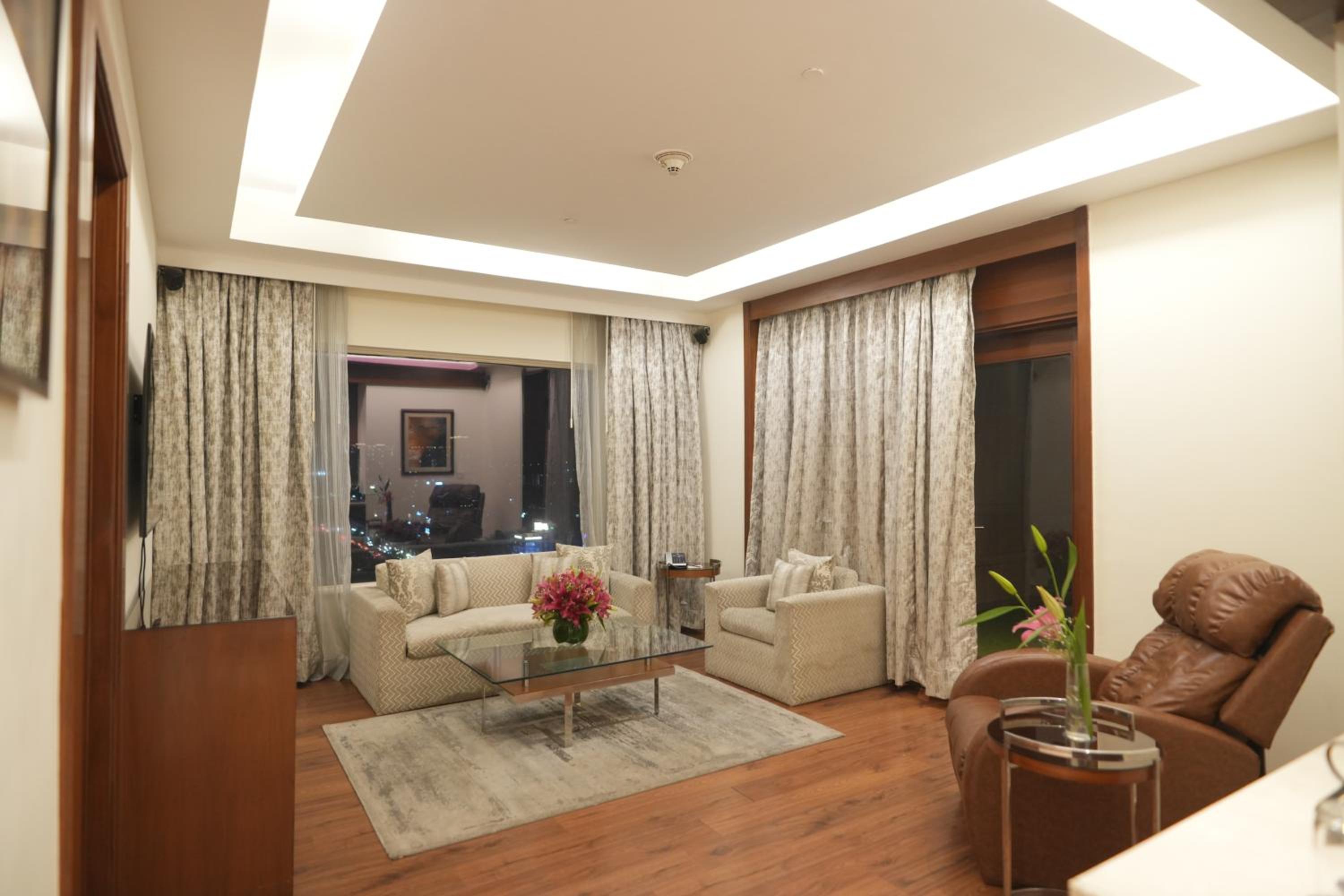Terrace Suite with Lounge Access - Photo 4