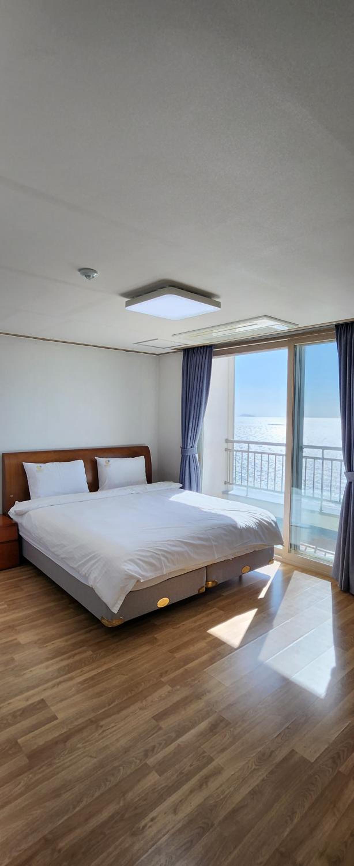 Special Queen Two room Oceanview - Photo 51