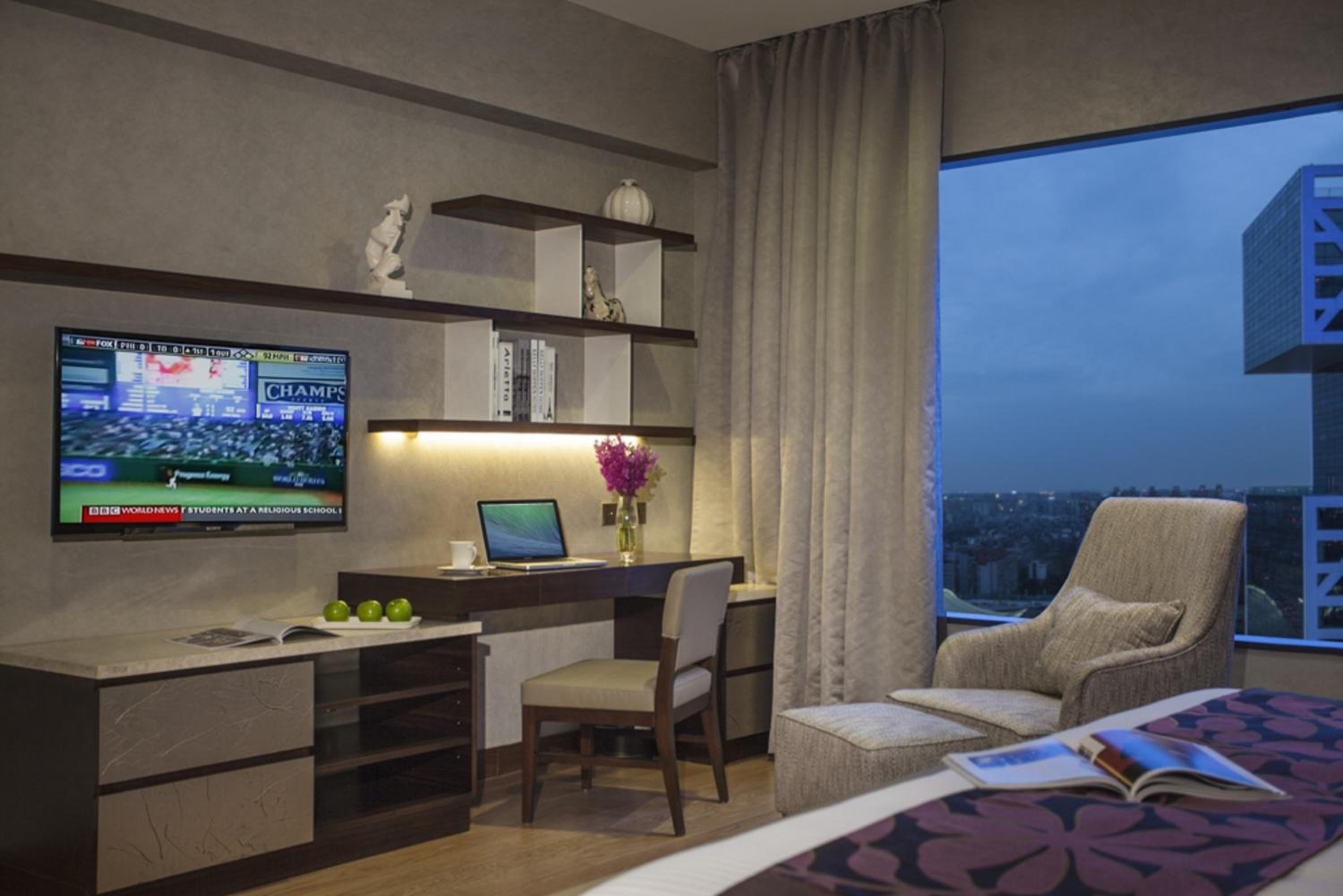 One-Bedroom Deluxe Apartment