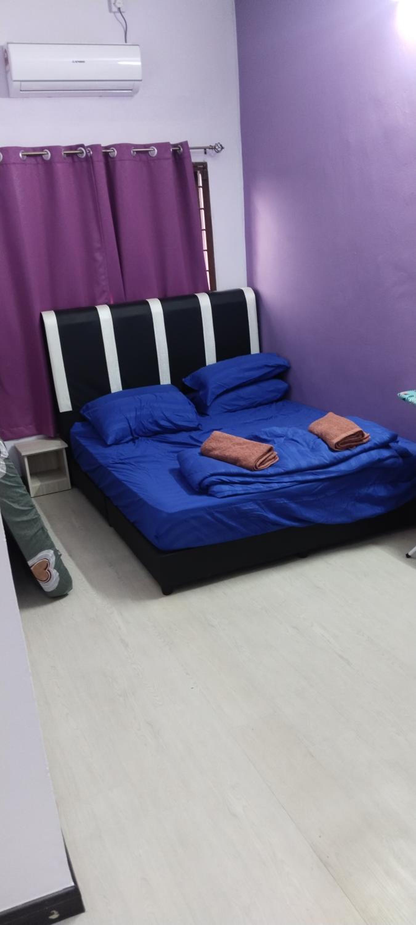 Three-Bedroom House photo 2