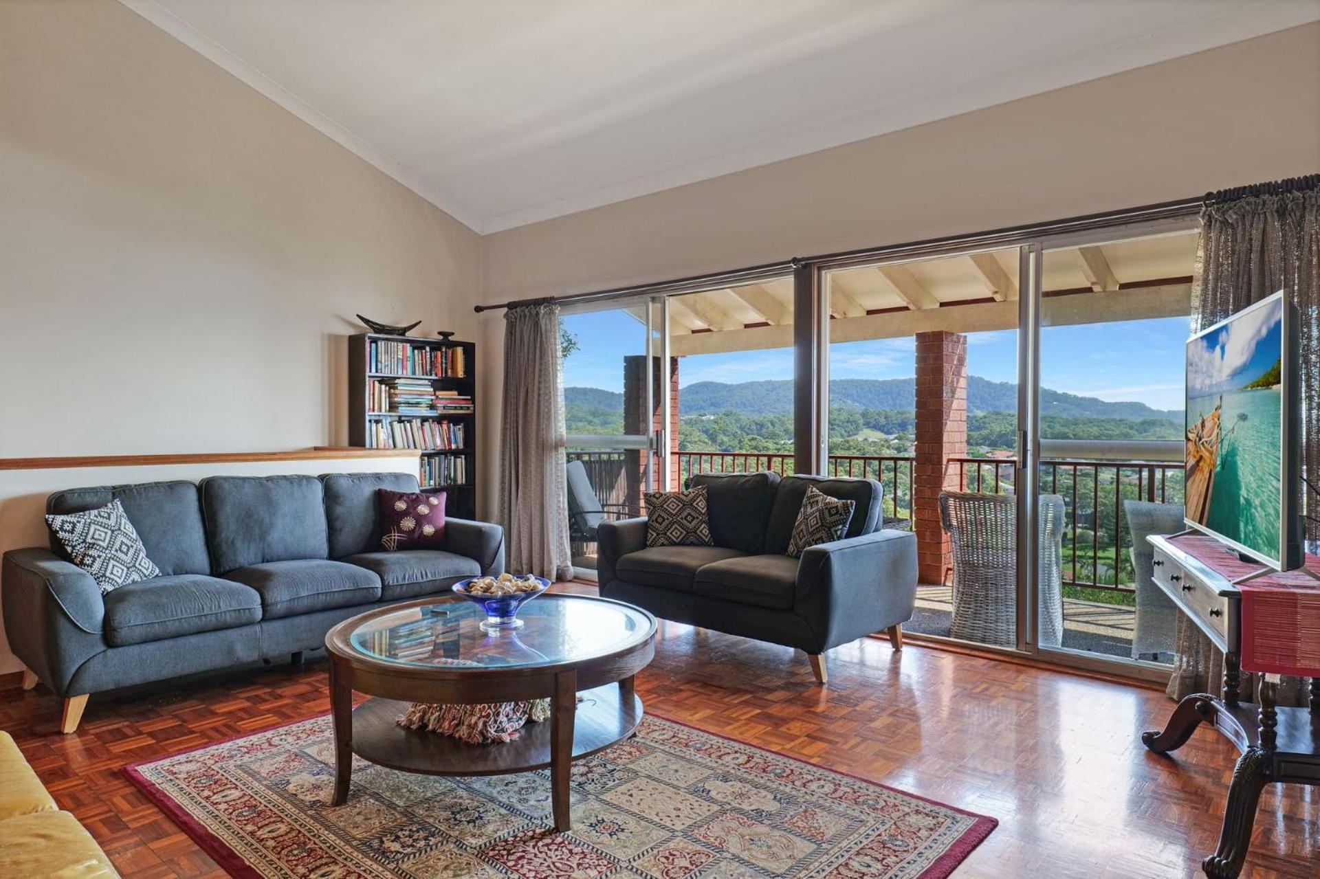 Four-Bedroom House photo 1