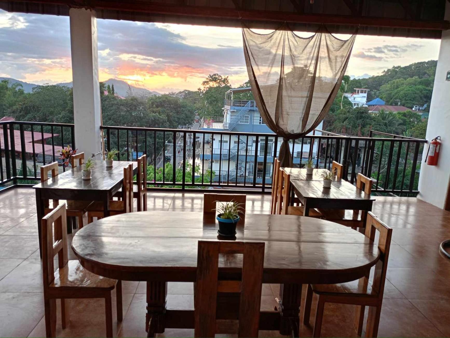 Triple Room with City View photo 2