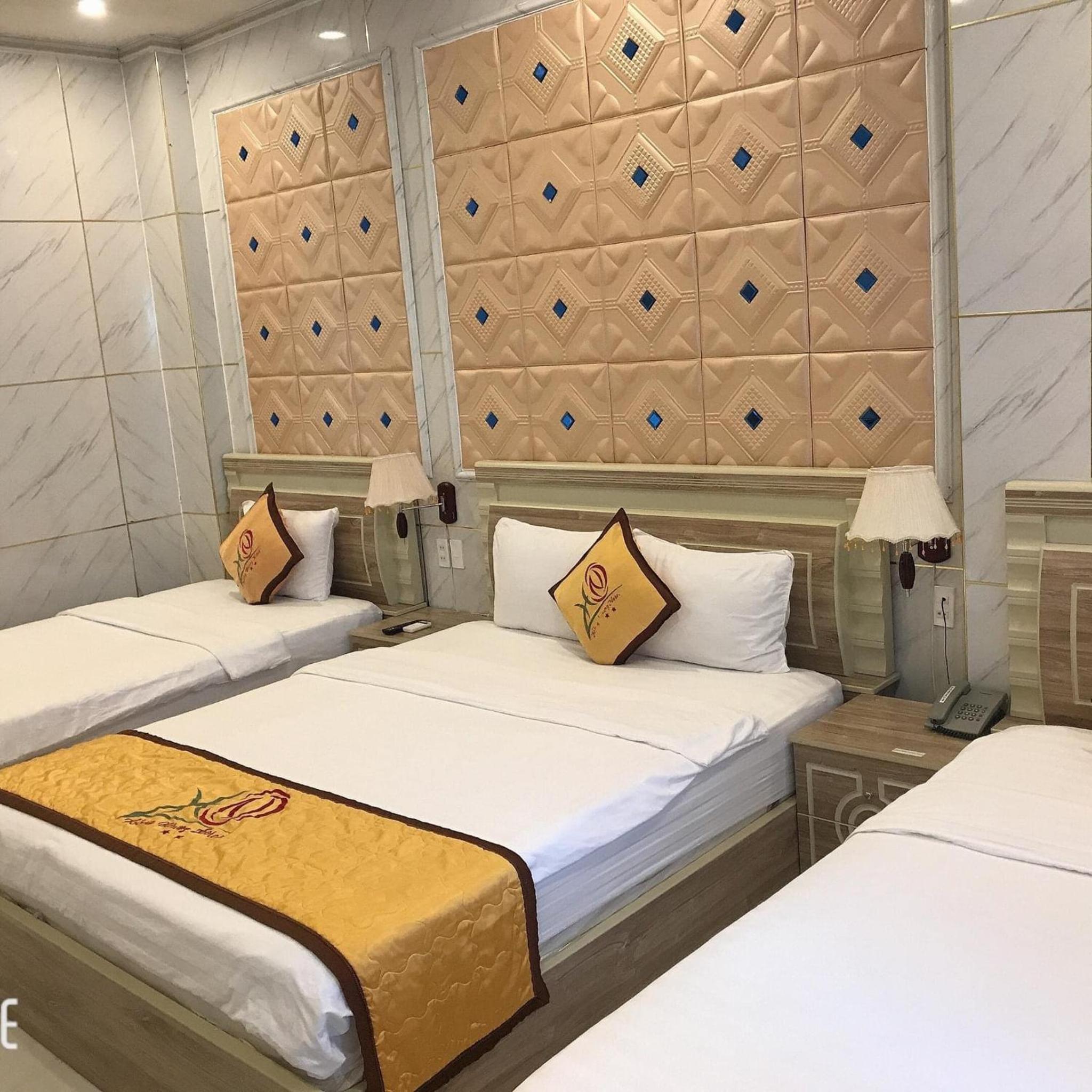 Deluxe Quadruple Room - Photo 1