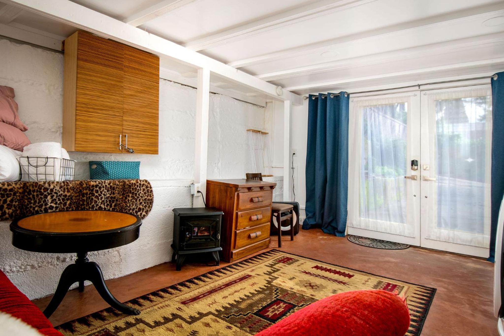 One-Bedroom House photo 3