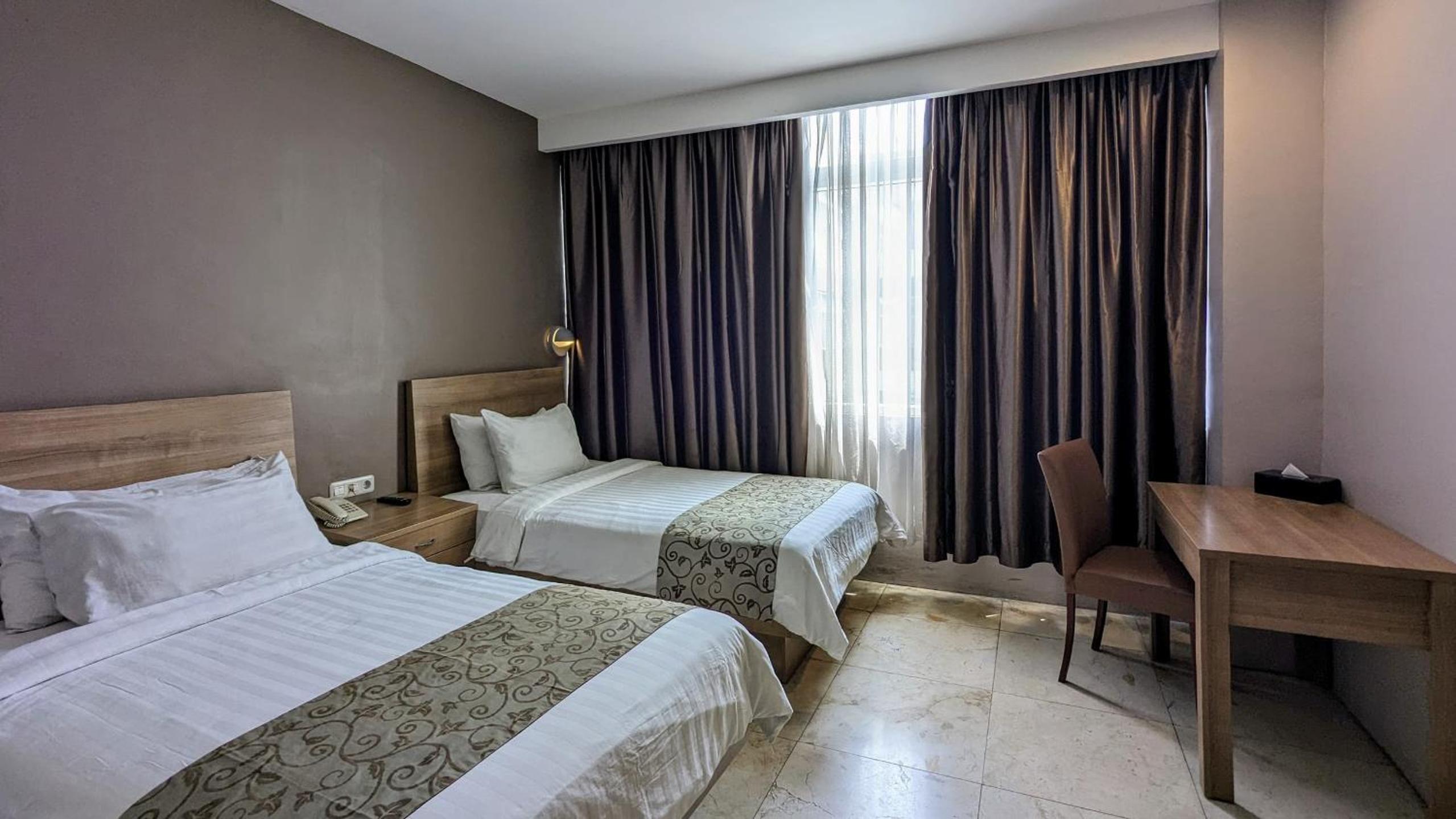 Deluxe Twin Room - Photo 3