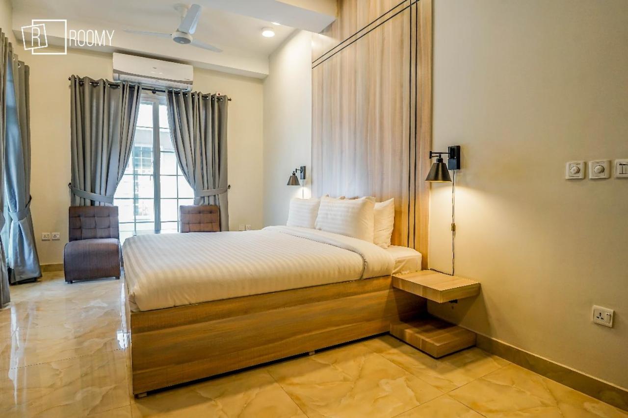 Studio Apartment photo 1