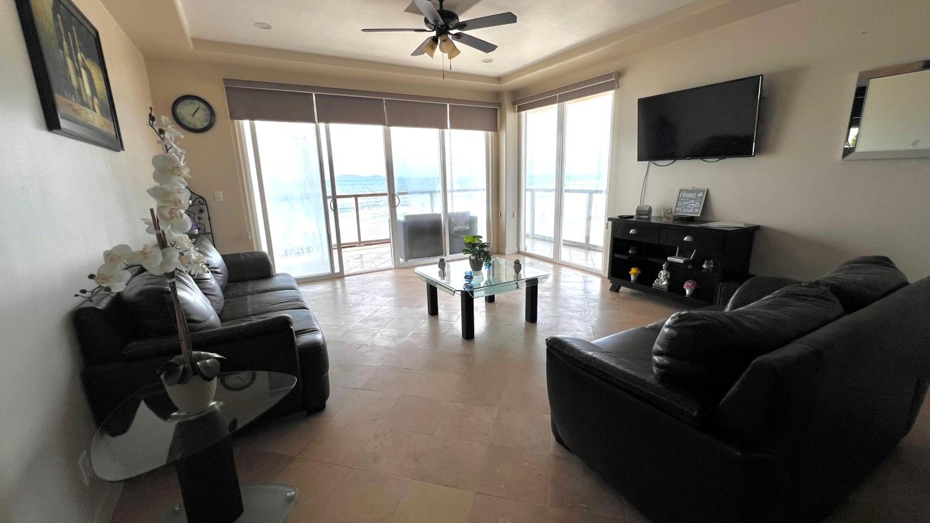 Three-Bedroom Apartment - Photo 10