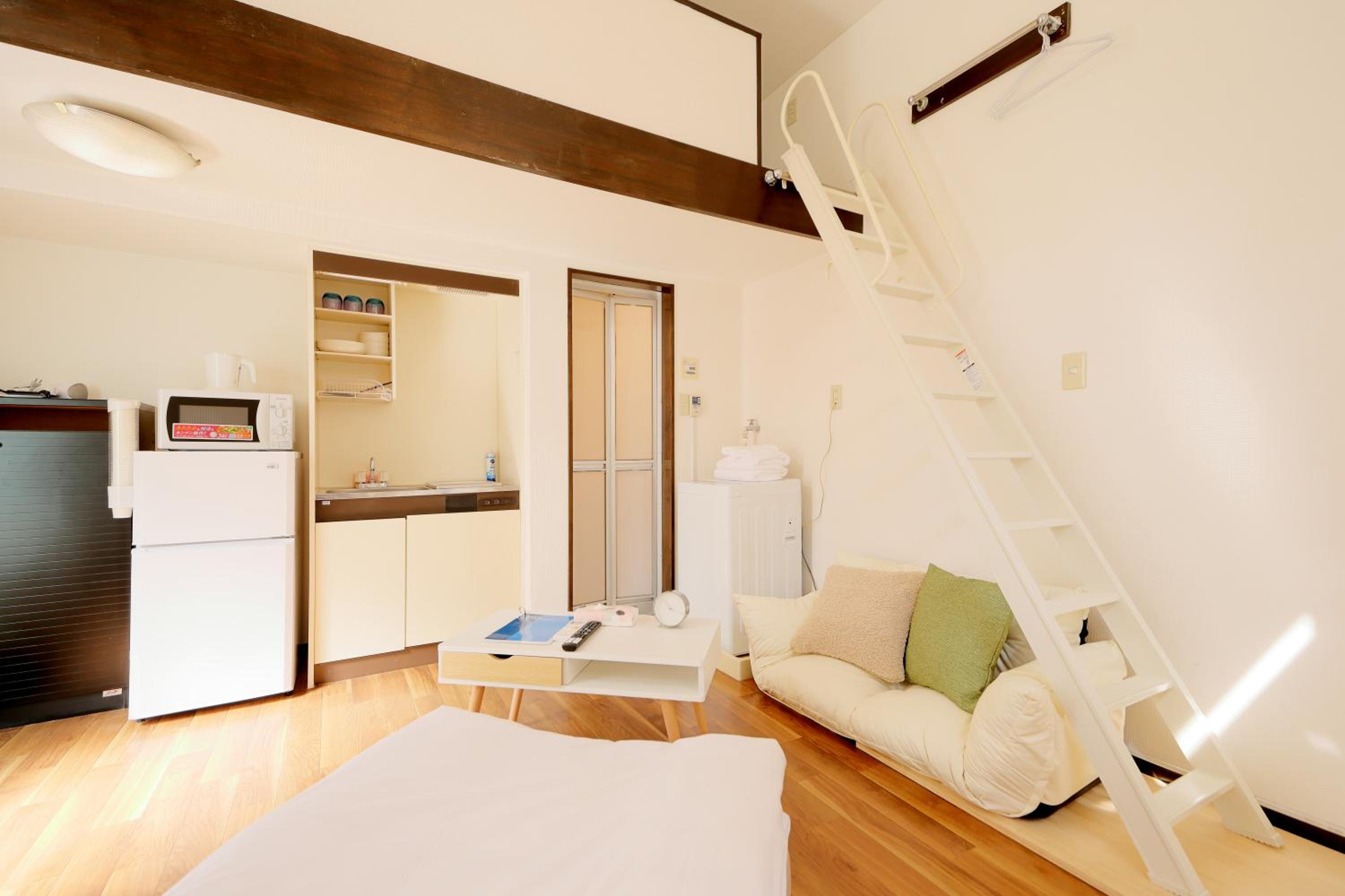 Triple Room with Private Bathroom photo 1