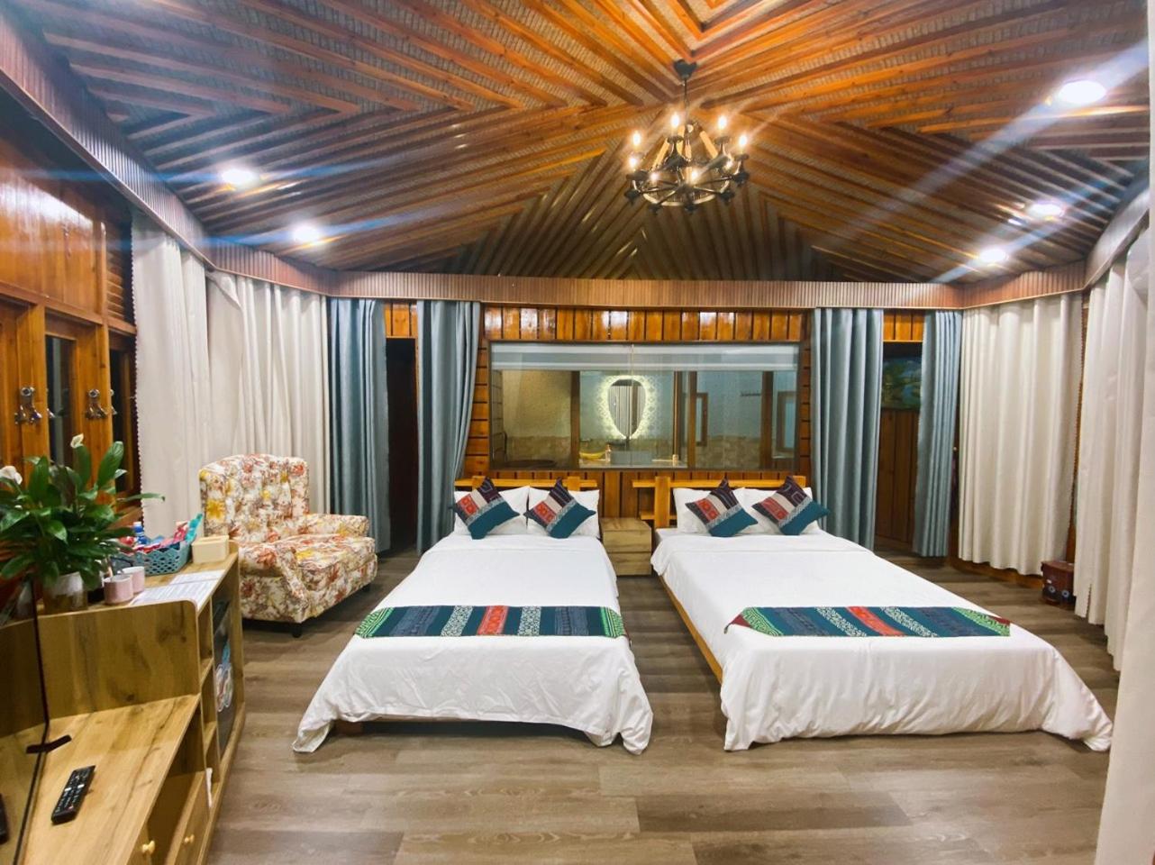 Family Bungalow photo 1