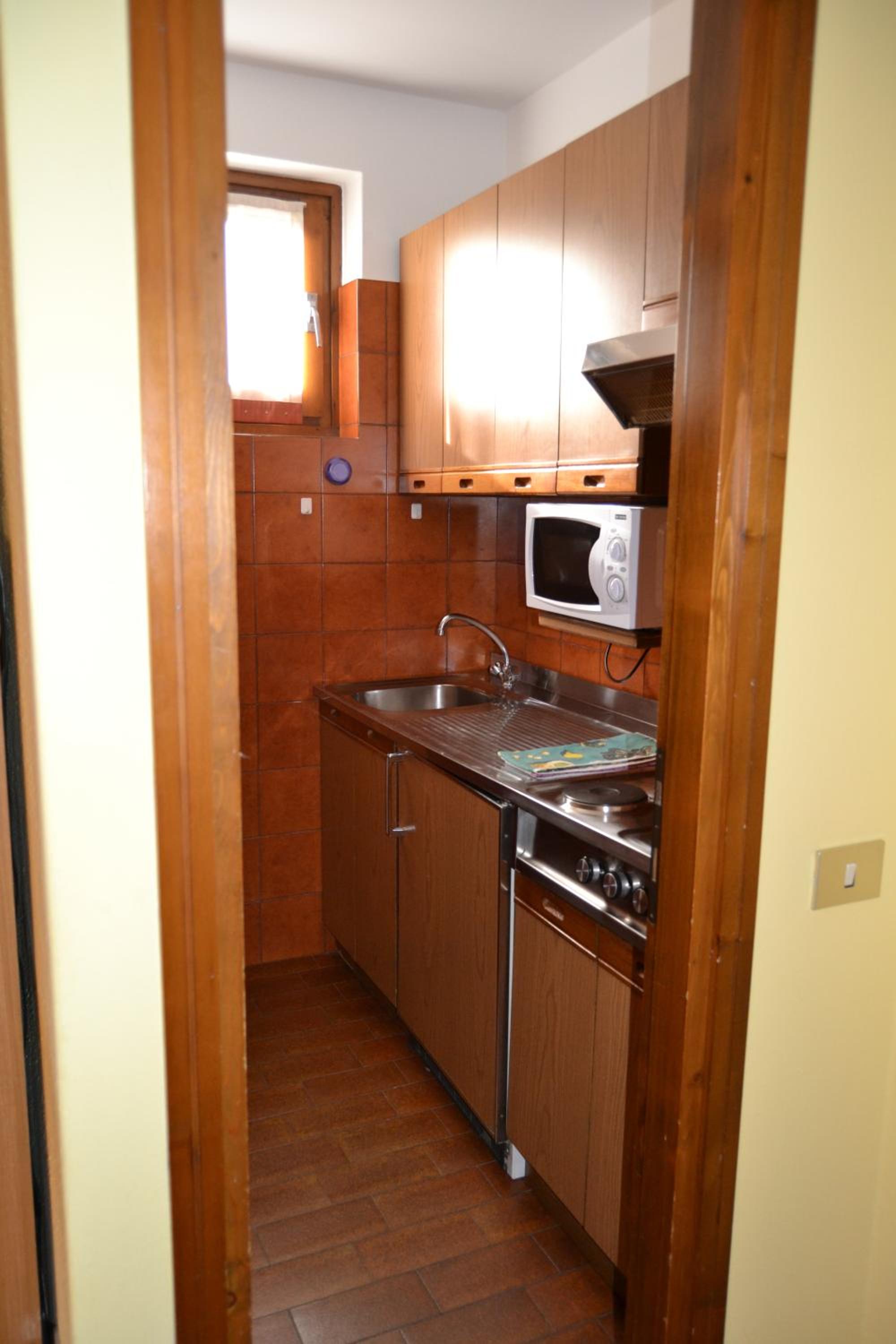 One-Bedroom Apartment (2 Adults) - Photo 5