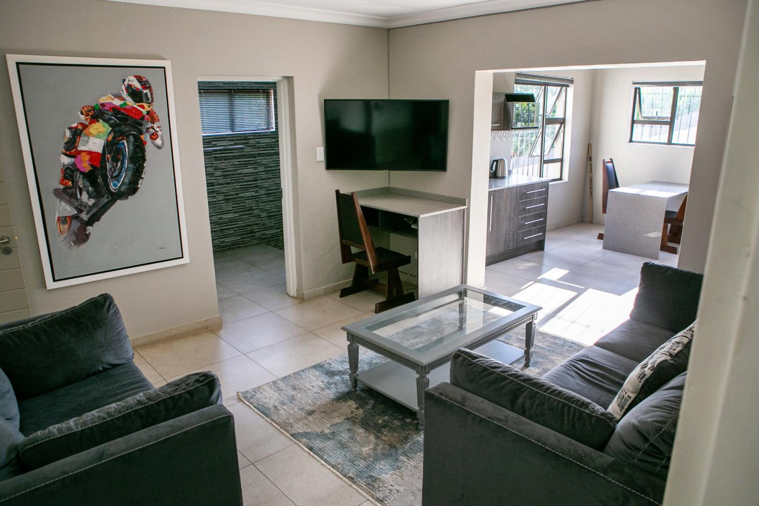 Apartment - Photo 23
