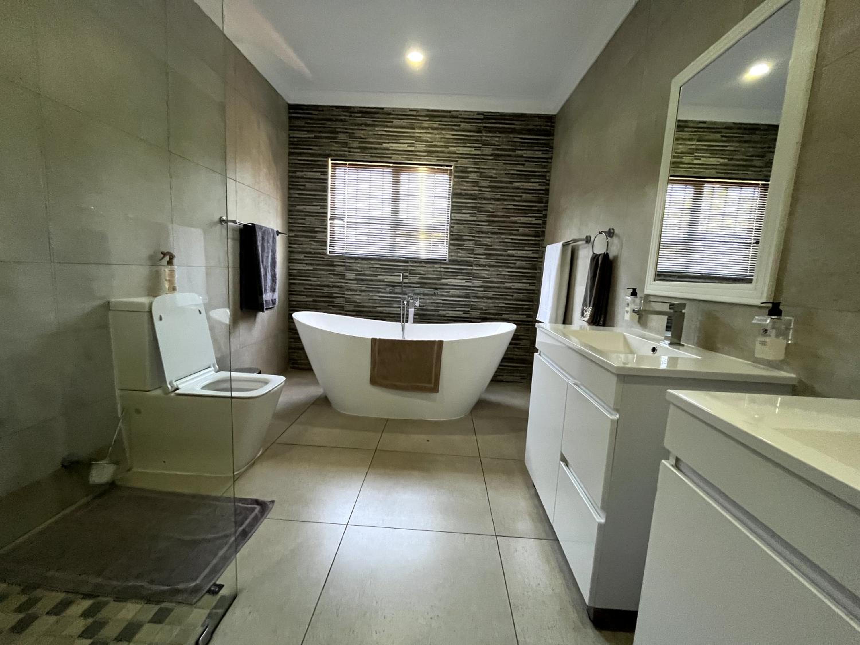 Villa - Photo 7