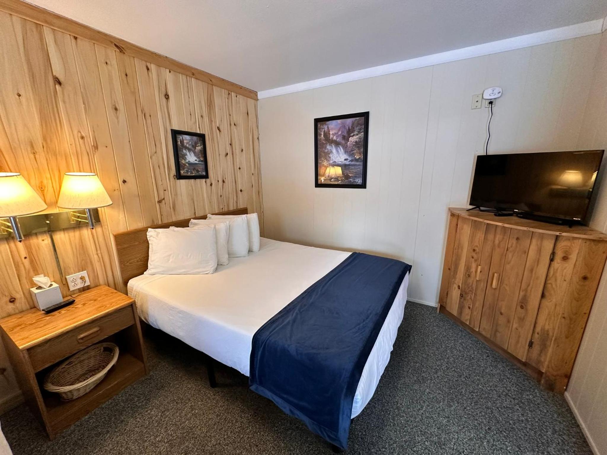 Deluxe Queen Room photo 2