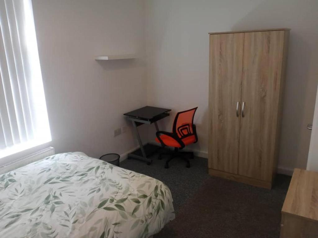 Double Room with Private Bathroom photo 3