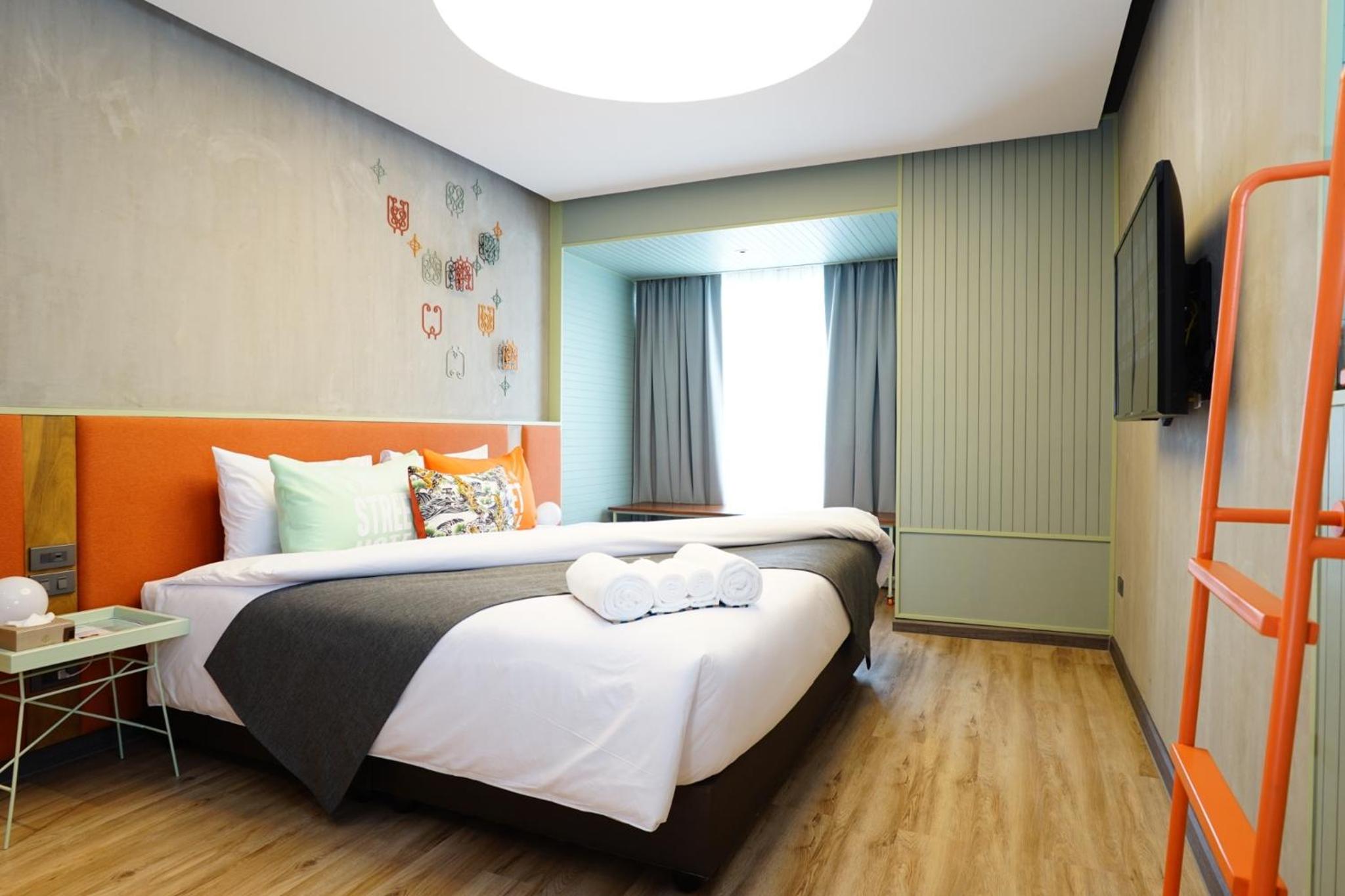 Suite with Cooking Class