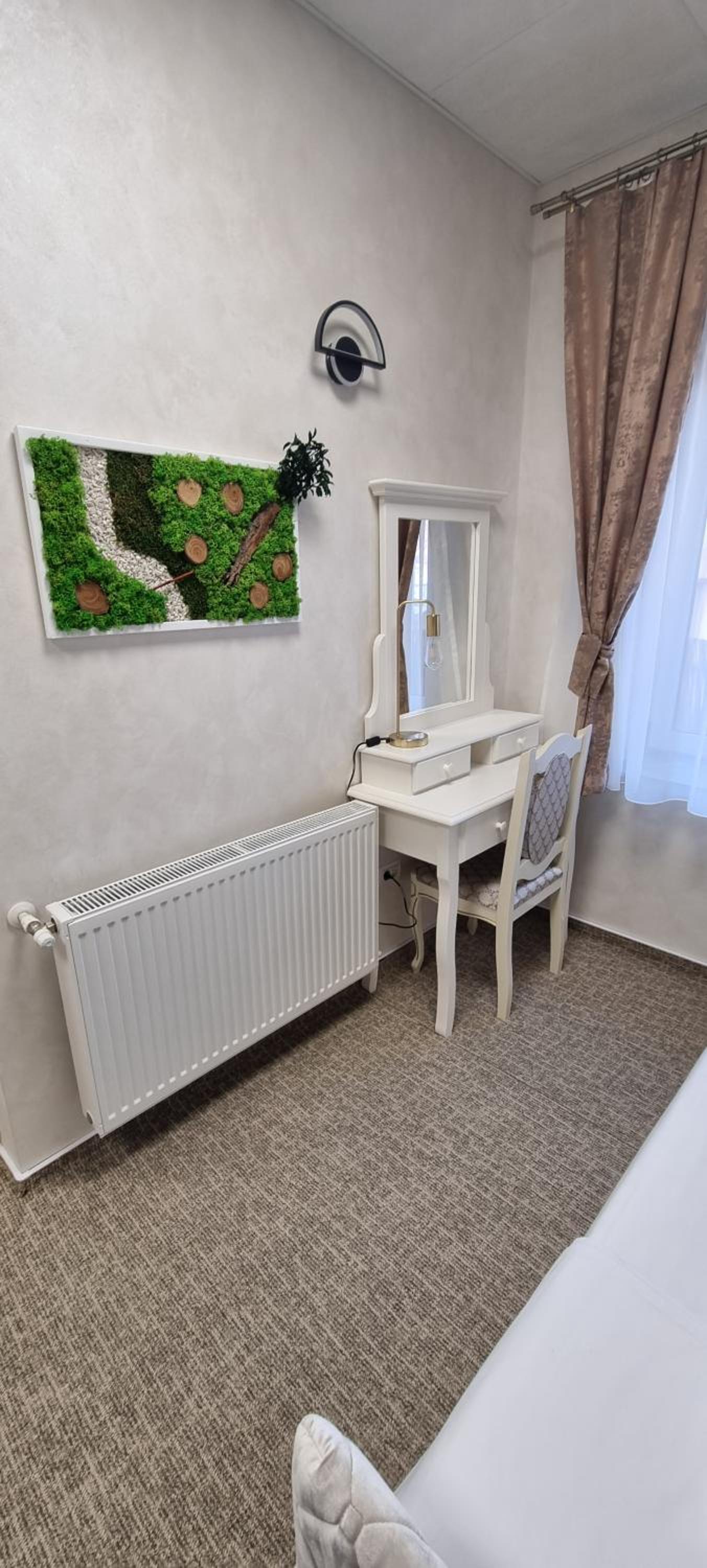 Deluxe Family Suite photo 3