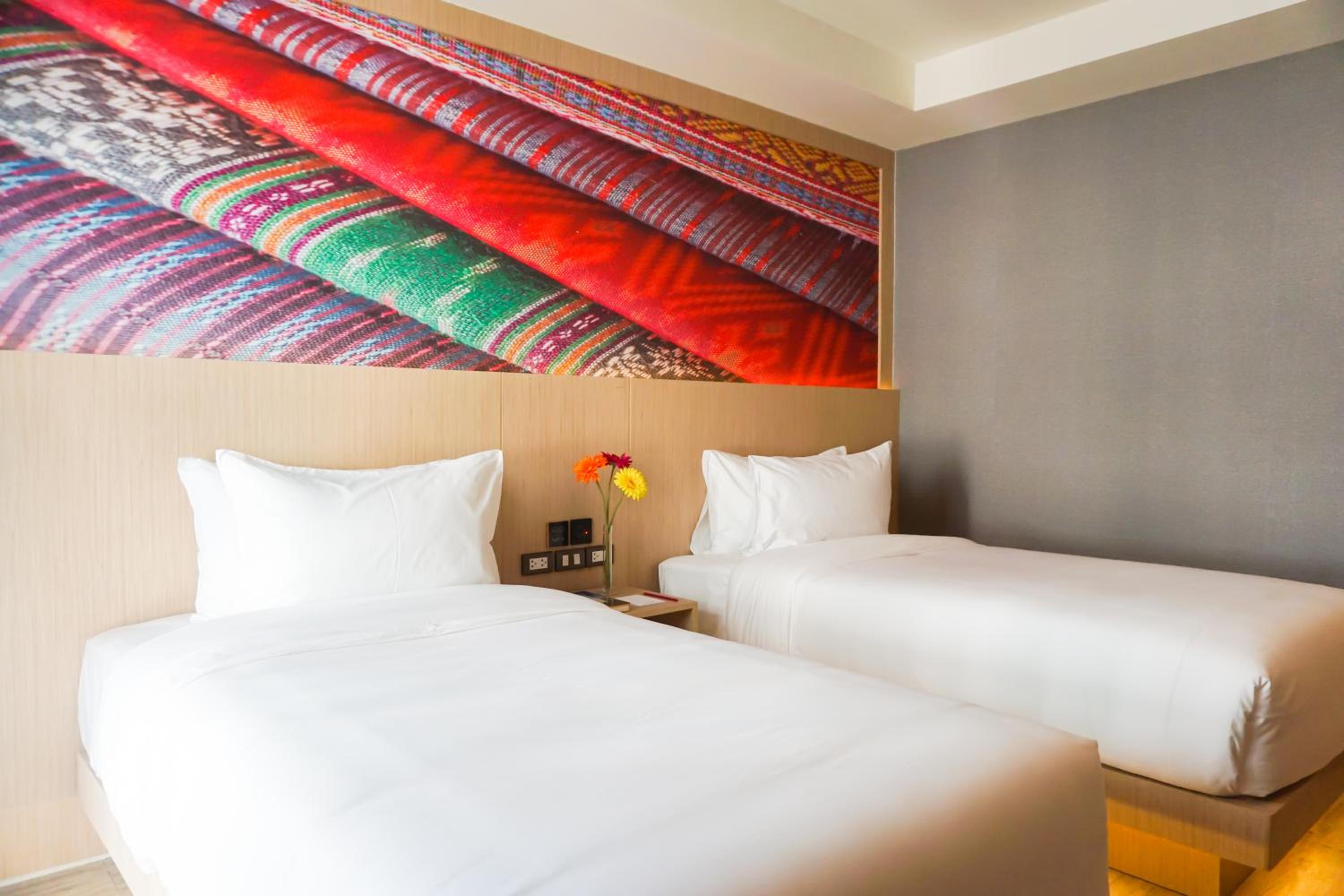 Superior Twin Room with City View photo 3