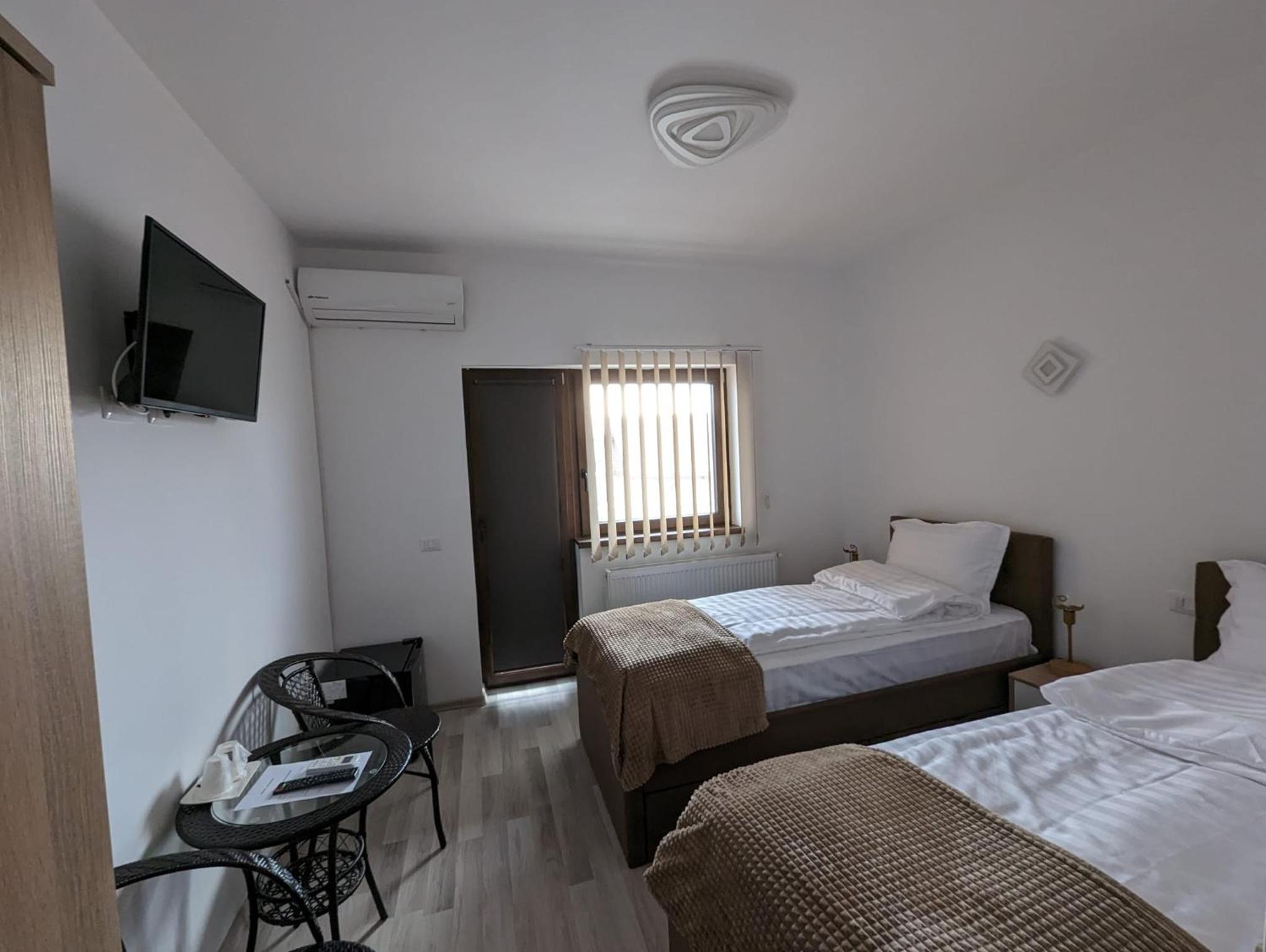 Twin Room photo 1