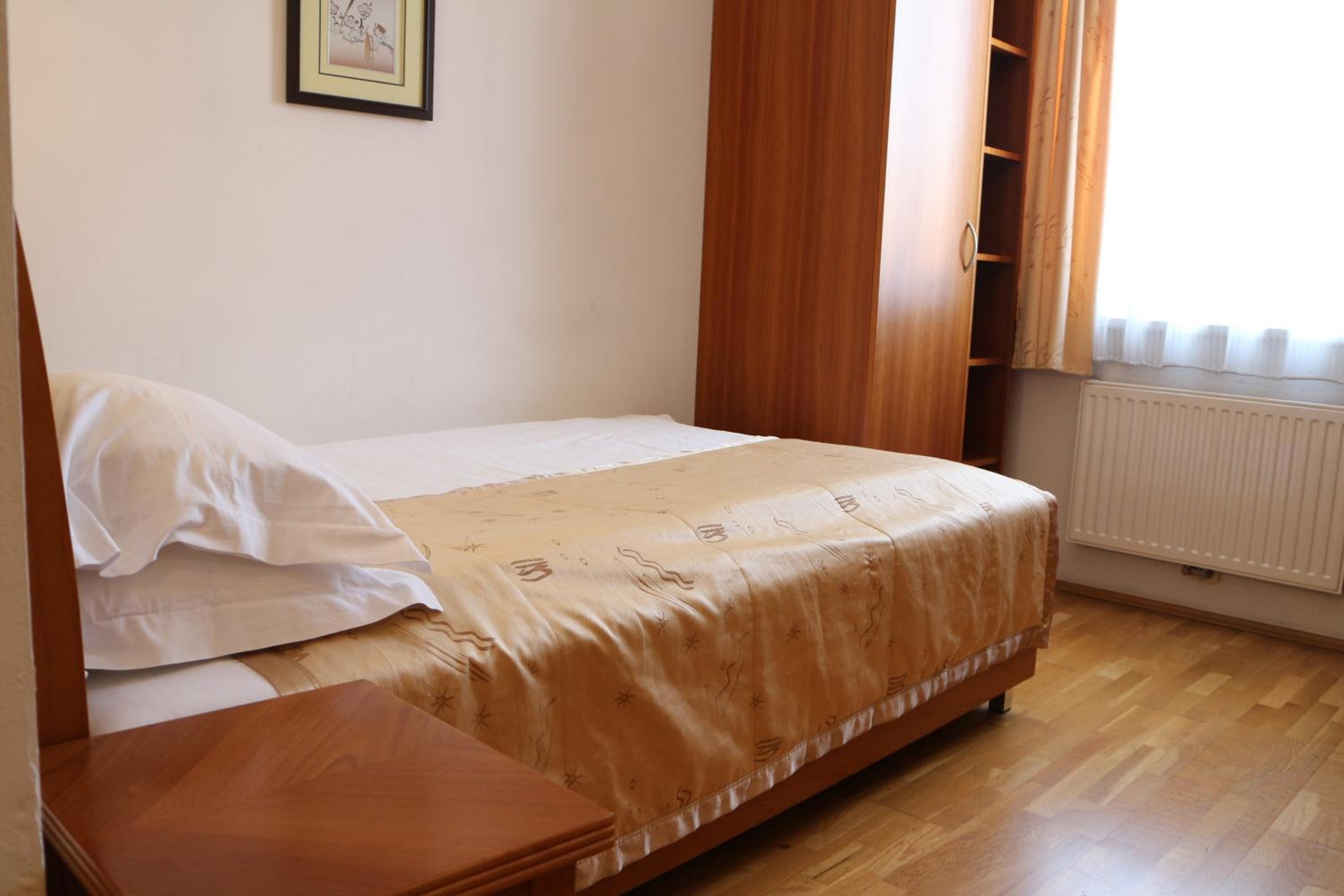 Single Room photo 1